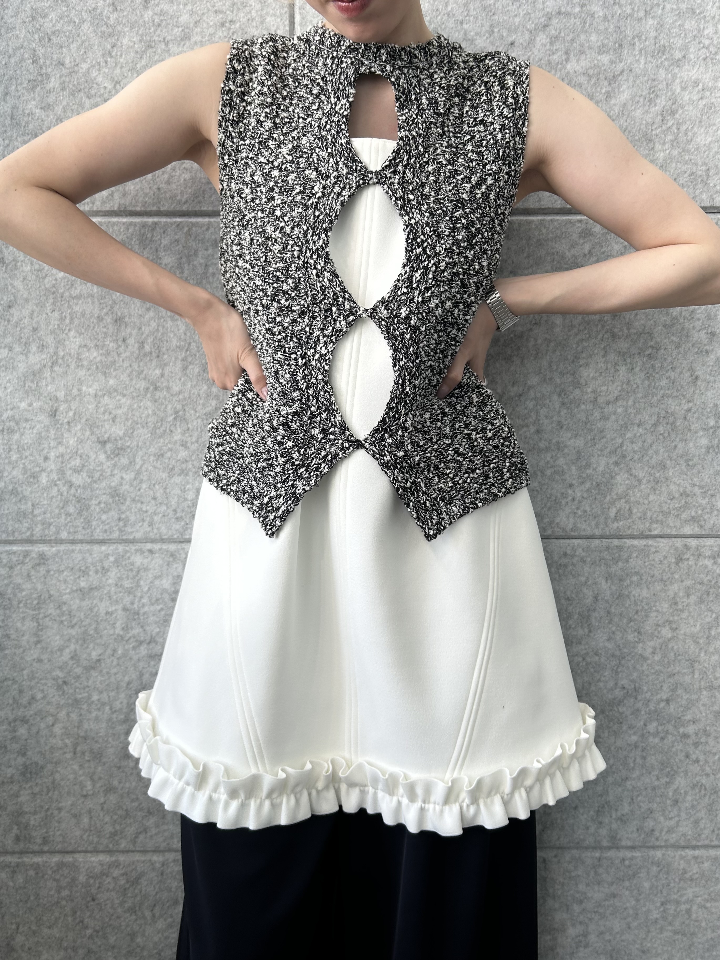 honoka Aさんの「CODE A｜cloudy open back tank」を使ったコーディネート