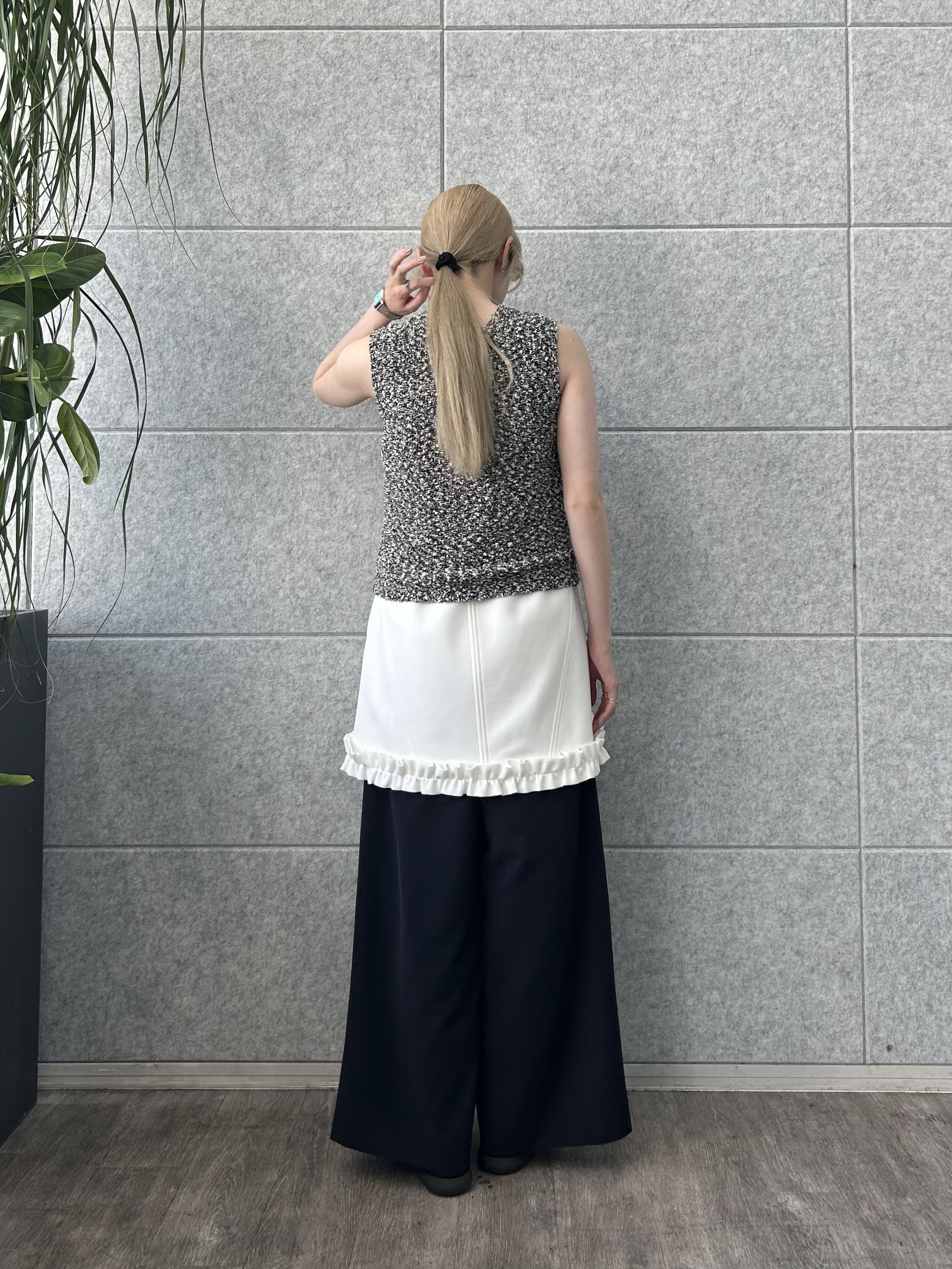 honoka Aさんの「CODE A｜cloudy open back tank」を使ったコーディネート