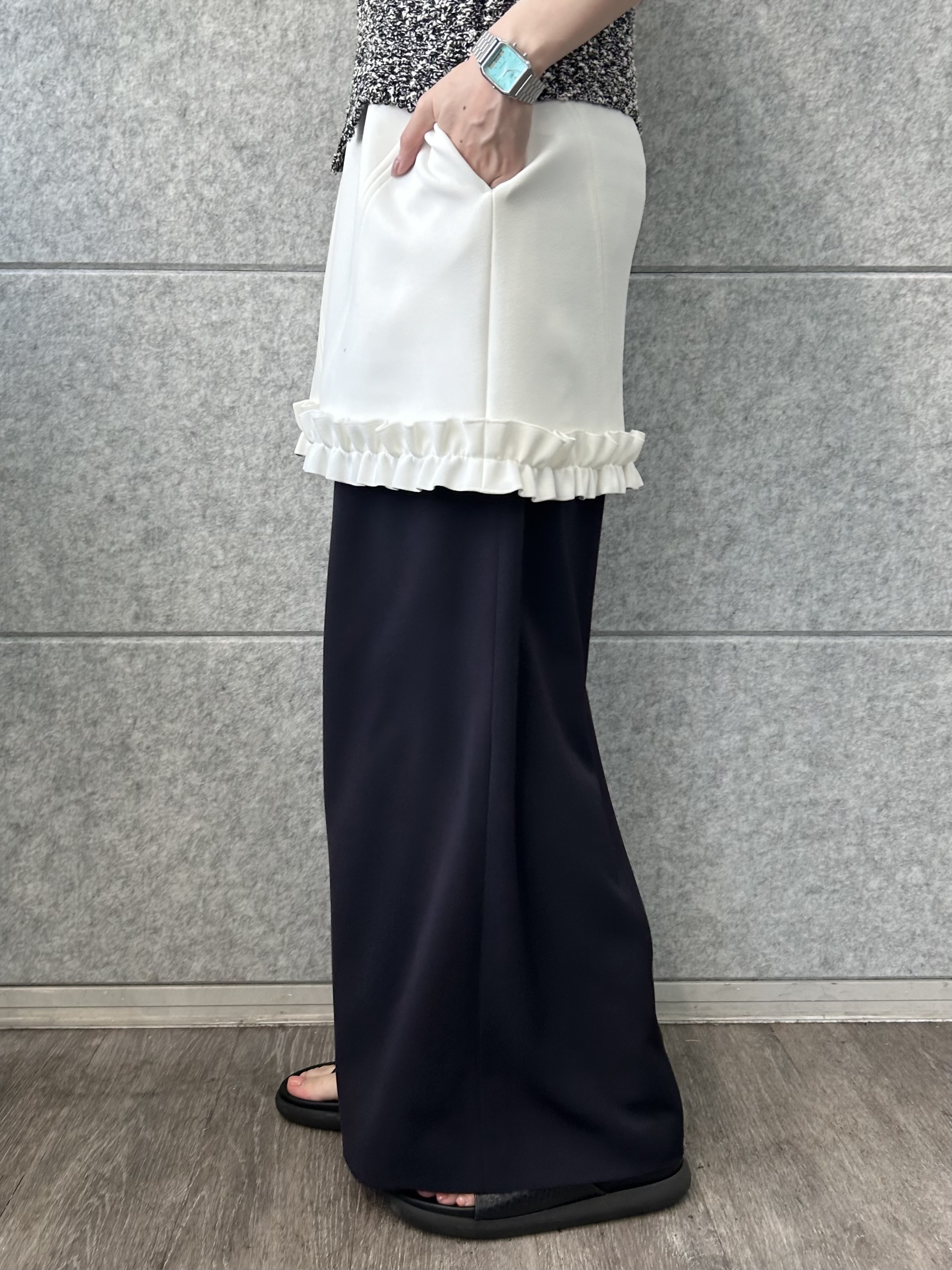 honoka Aさんの「CODE A｜cloudy open back tank」を使ったコーディネート