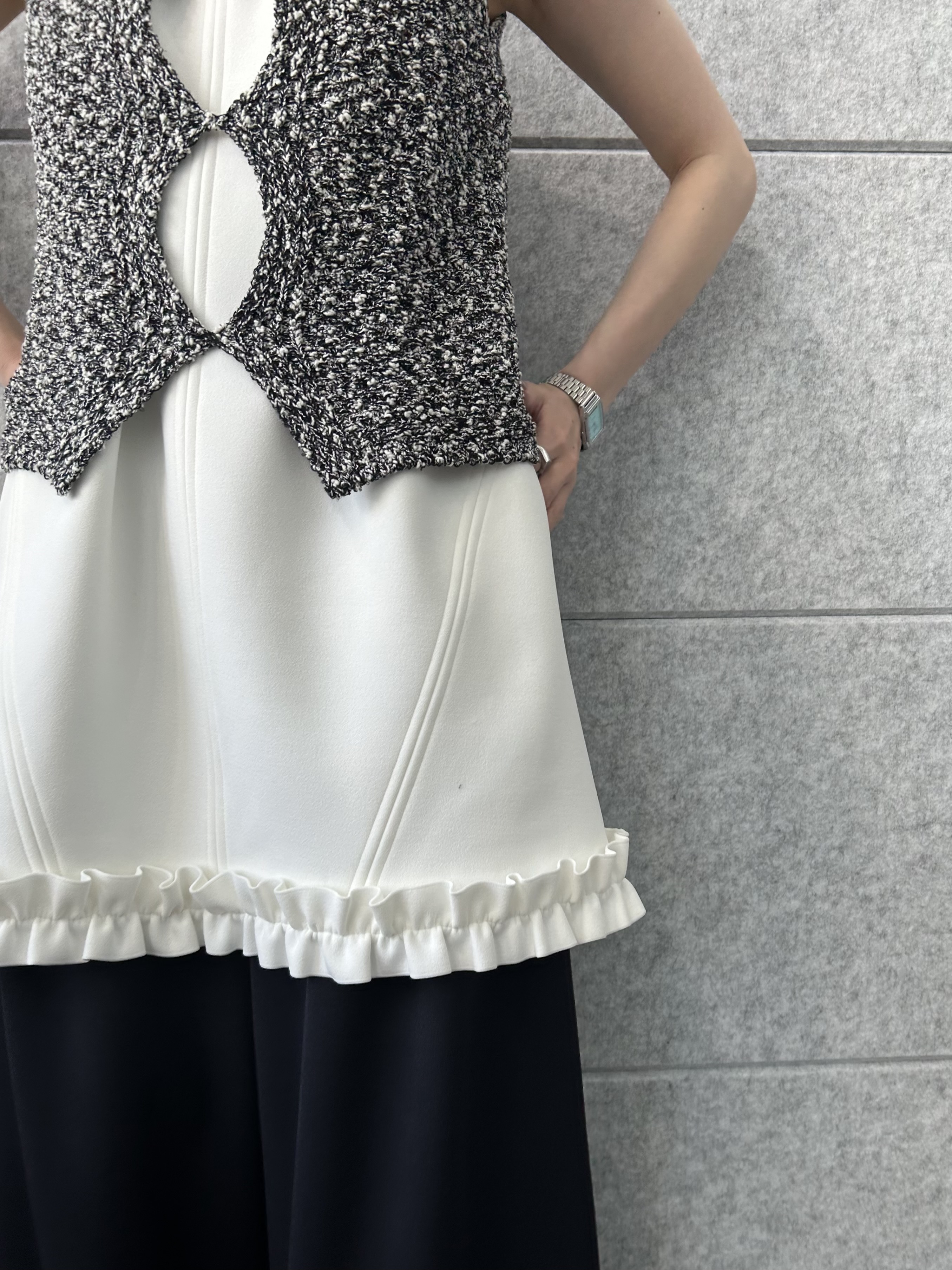 honoka Aさんの「CODE A｜cloudy open back tank」を使ったコーディネート