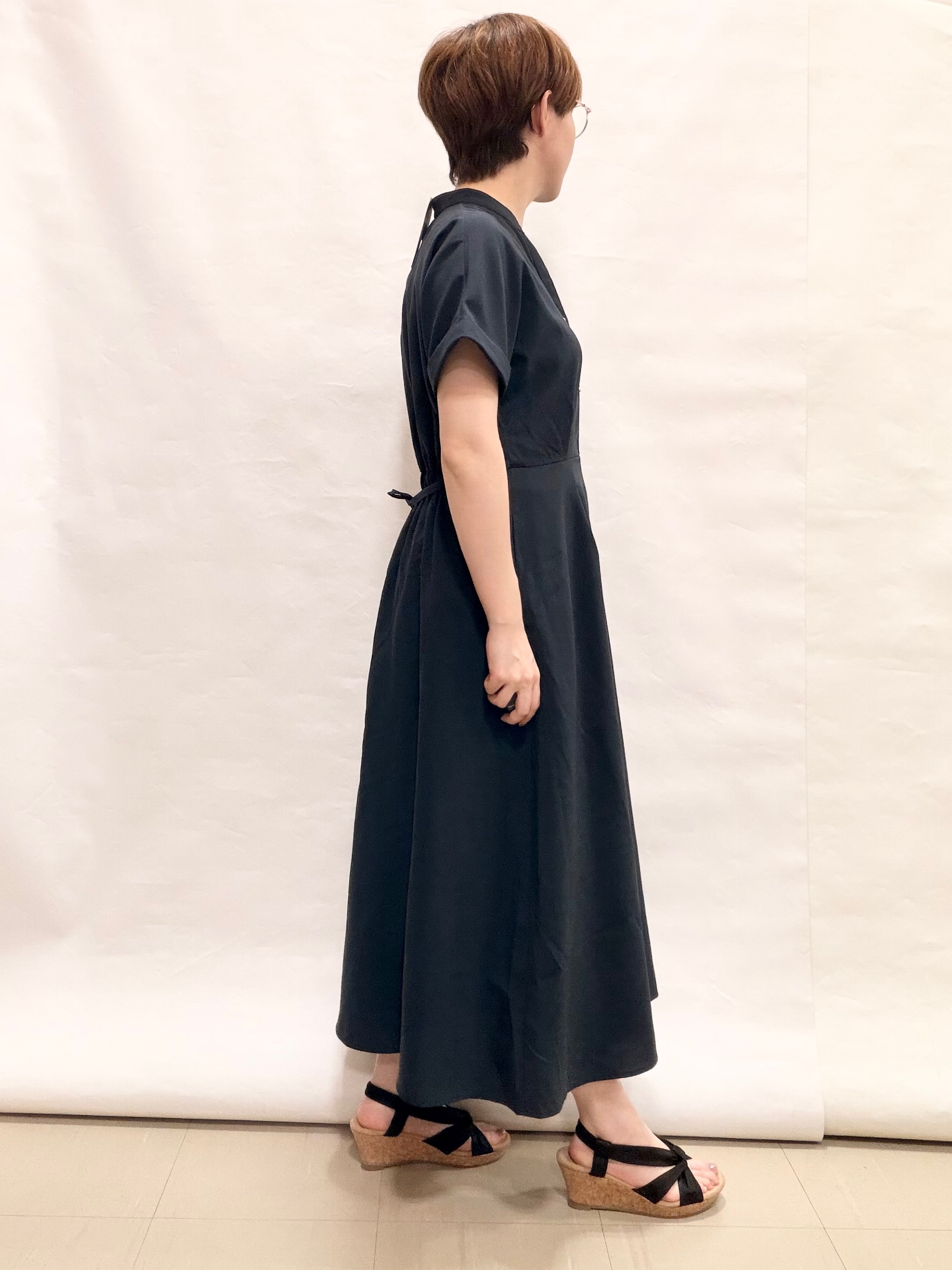 なっちゃんさんの「SHOO･LA･RUE｜【洗濯機可／洗濯後しわになりにくい】ウエストタックフレンチワンピース」を使ったコーディネート