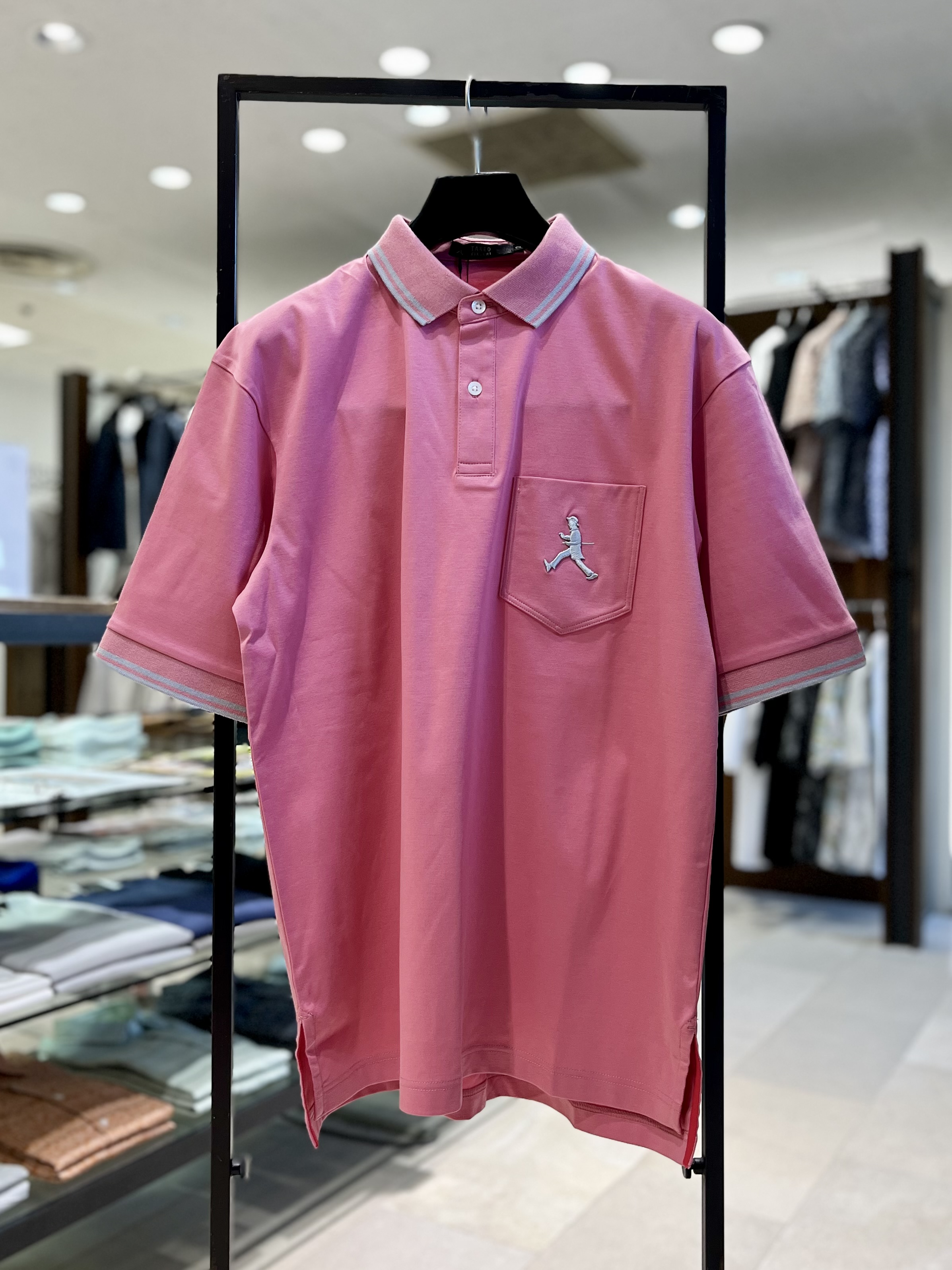 uedaさんの「TAKEO KIKUCHI｜【BOWLER HAT LABEL】アイスクリアコットン ボーラーハットウォーカー ポロシャツ」を使ったコーディネート
