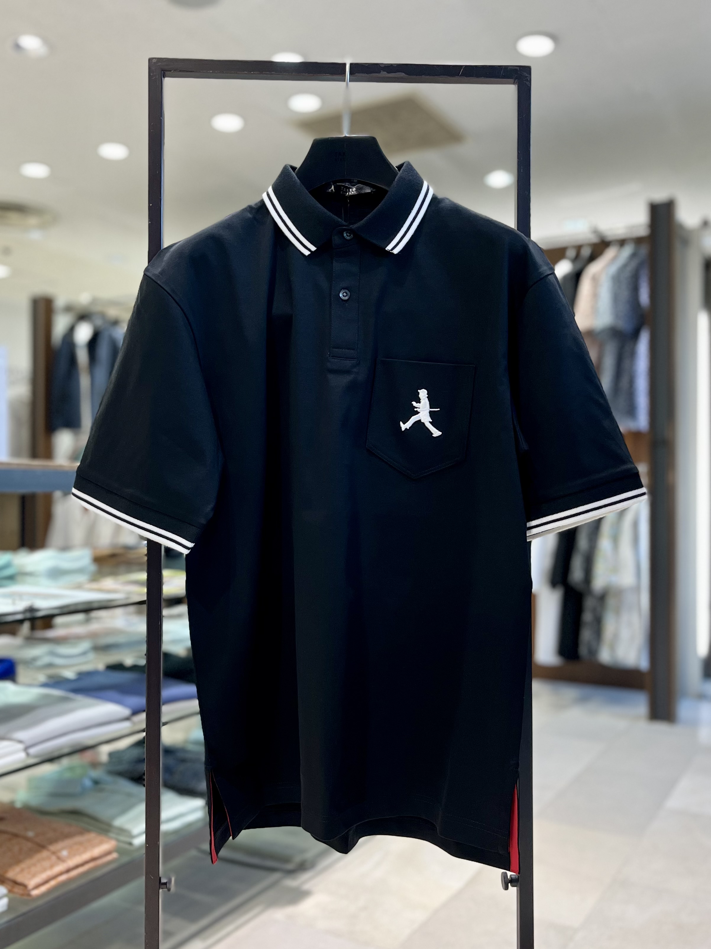 uedaさんの「TAKEO KIKUCHI｜【BOWLER HAT LABEL】アイスクリアコットン ボーラーハットウォーカー ポロシャツ」を使ったコーディネート