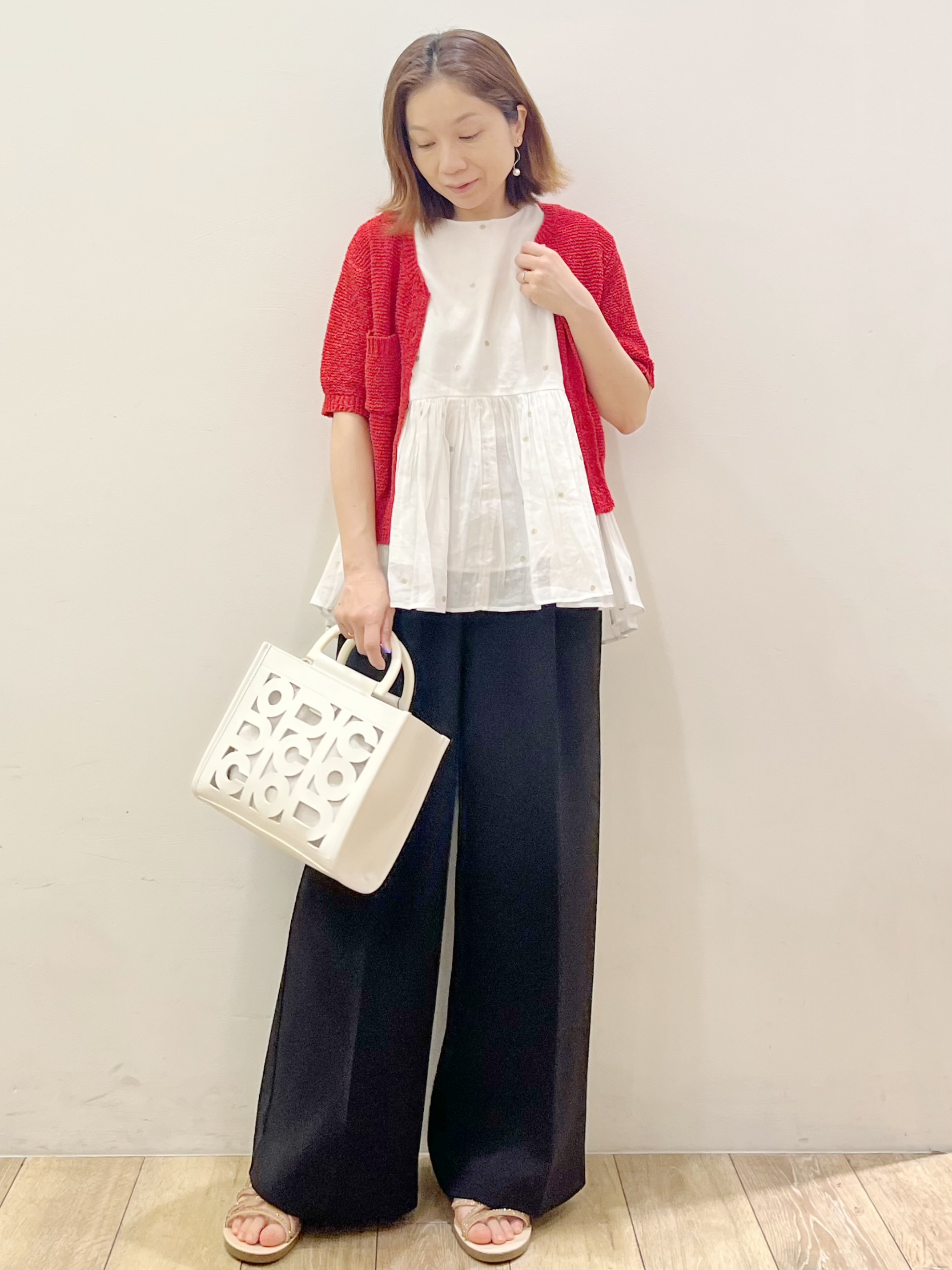 kcさんの「OPAQUE.CLIP｜ラメドット刺繍ペプラムブラウス【洗える】」を使ったコーディネート