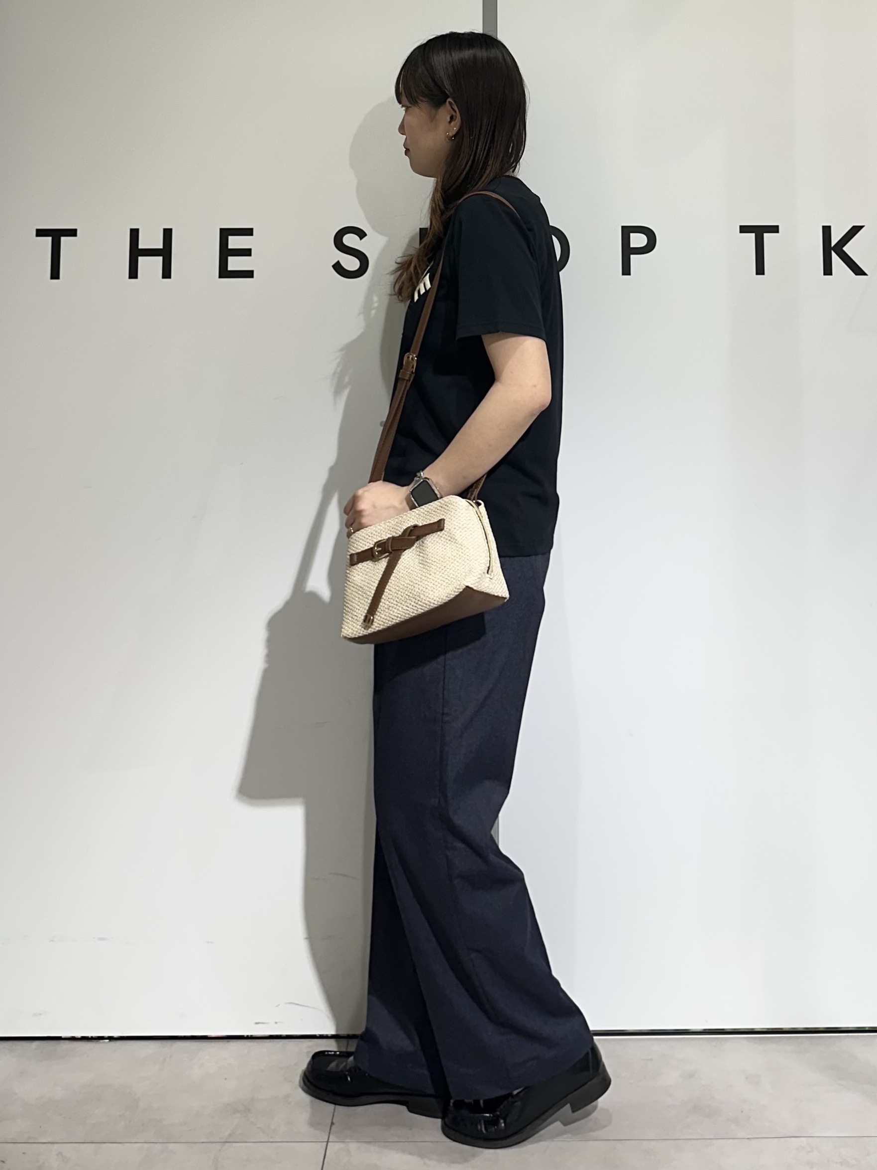 cottonさんの「THE SHOP TK｜【ひんやりさらさら】ロゴアソートクルーネックTシャツ」を使ったコーディネート