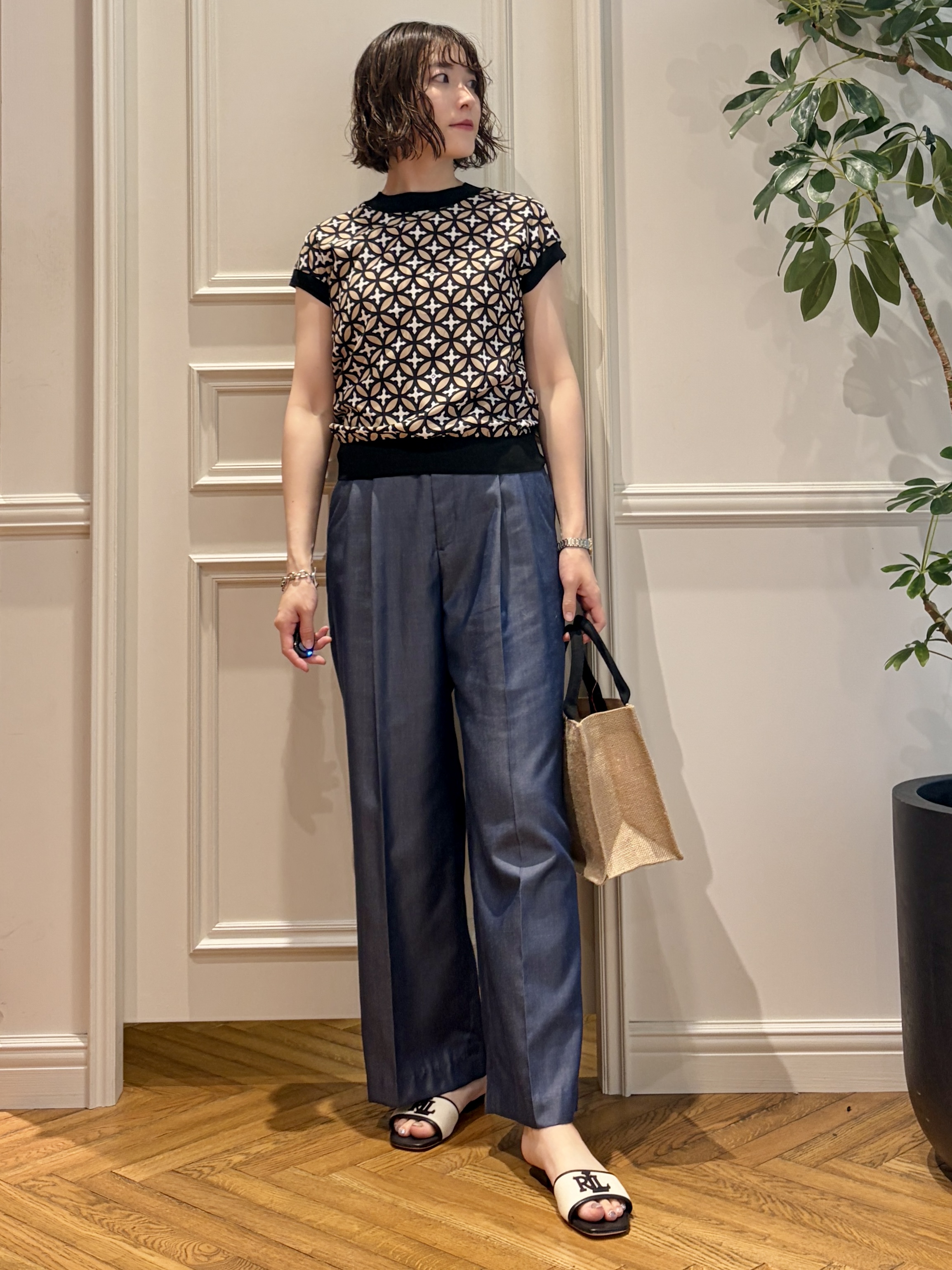 nakaoさんの「DRESSTERIOR｜ジュートキャンバス ミニバッグ」を使ったコーディネート