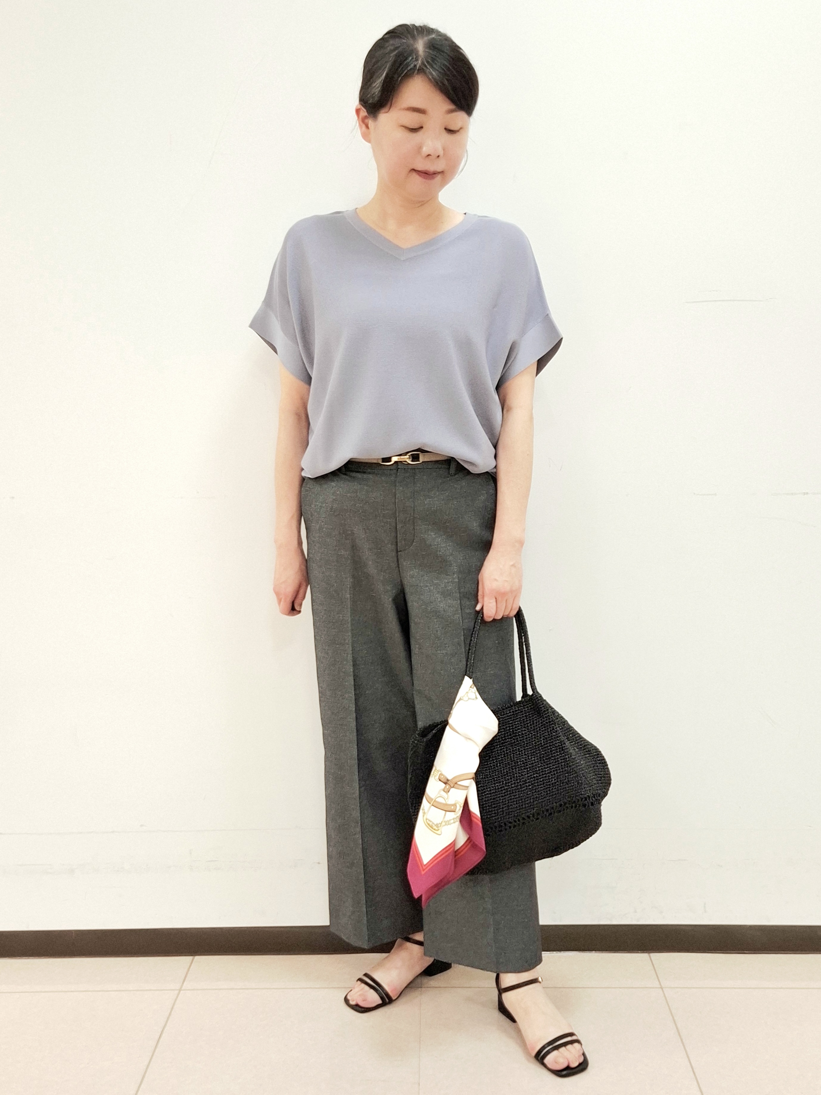 ねぎさんの「UNTITLED｜【11色展開/体型カバー】前後2WAYフレンチスリーブニット」を使ったコーディネート