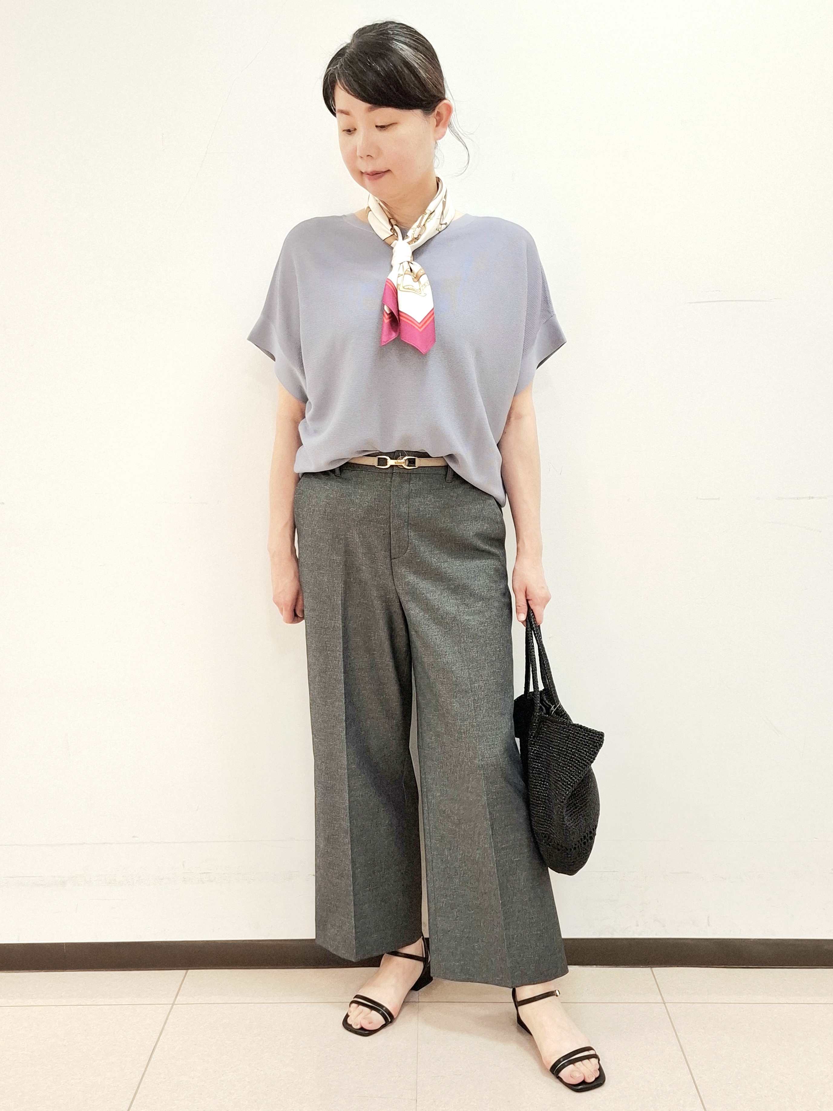 ねぎさんの「UNTITLED｜【11色展開/体型カバー】前後2WAYフレンチスリーブニット」を使ったコーディネート