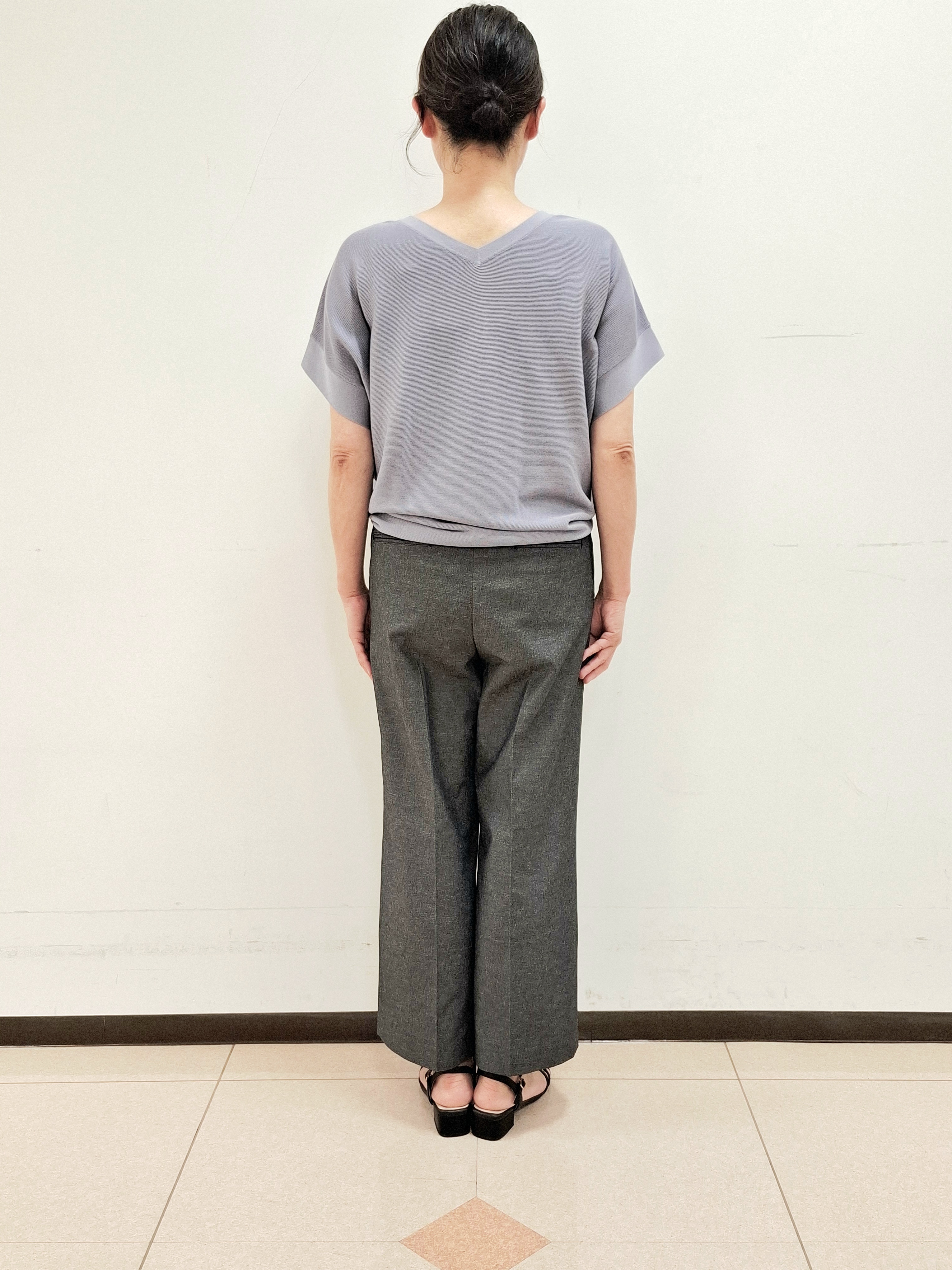 ねぎさんの「UNTITLED｜【11色展開/体型カバー】前後2WAYフレンチスリーブニット」を使ったコーディネート