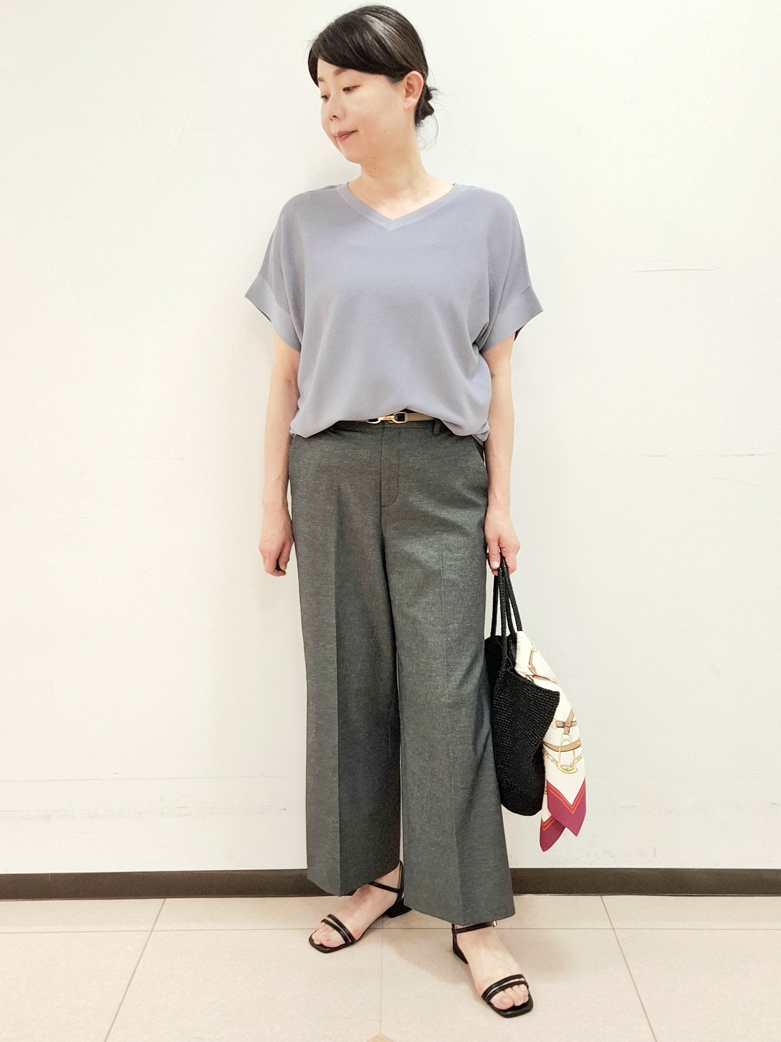 ねぎさんの「UNTITLED｜【11色展開/体型カバー】前後2WAYフレンチスリーブニット」を使ったコーディネート