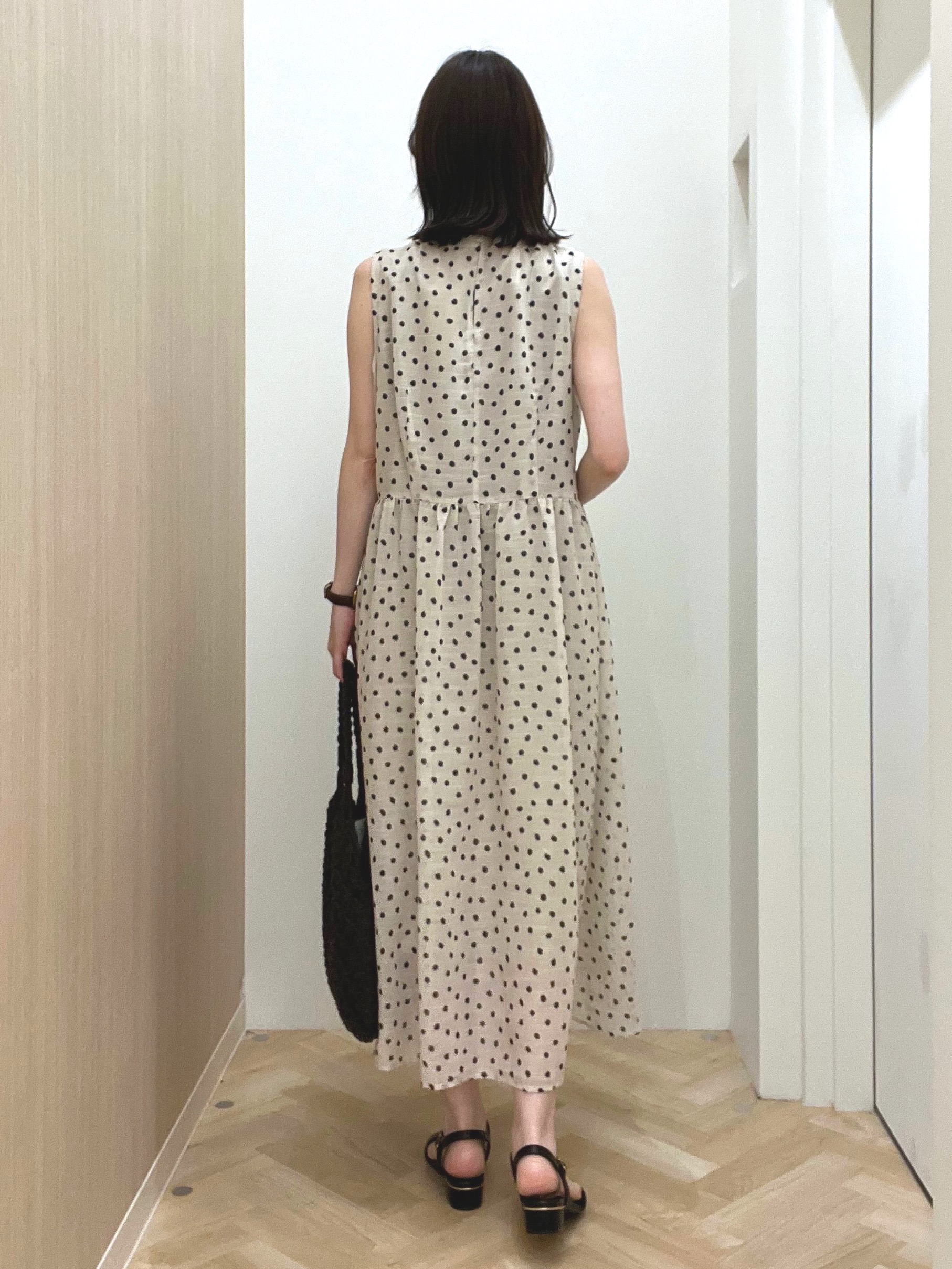  おまつさんの「grove｜【貴島明日香さん着用】シアードットワンピース」を使ったコーディネート