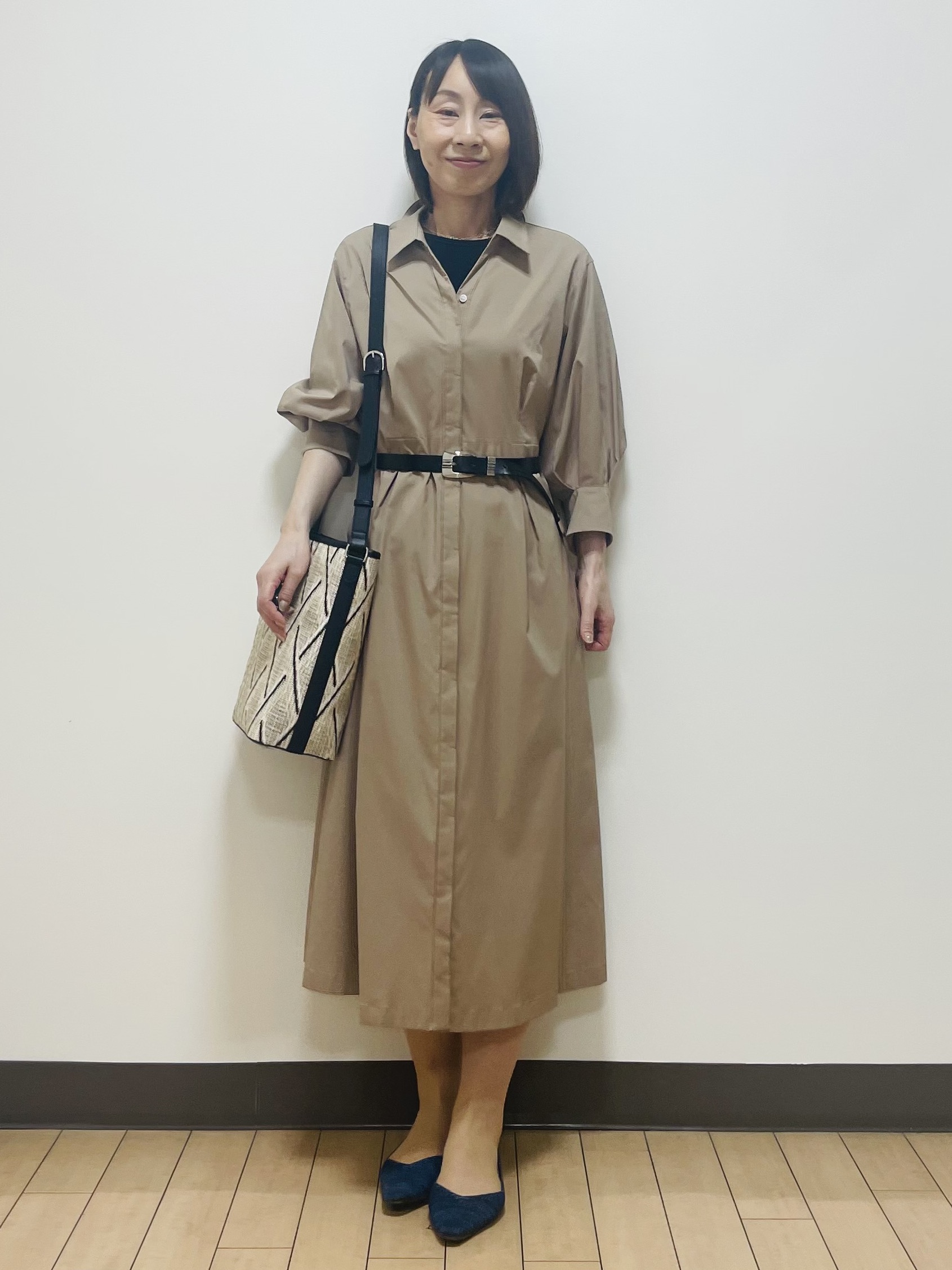 Riiさんの「Reflect｜タイプライターシャツロングワンピース」を使ったコーディネート