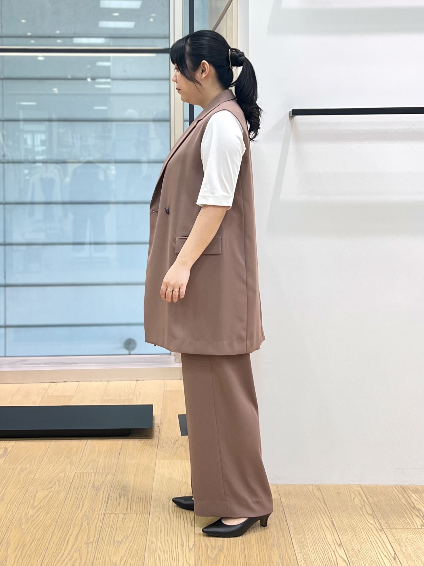shimaさんの「INDIVI｜【さらに軽く軽快！／着る日傘】颯爽ジレジャケット」を使ったコーディネート
