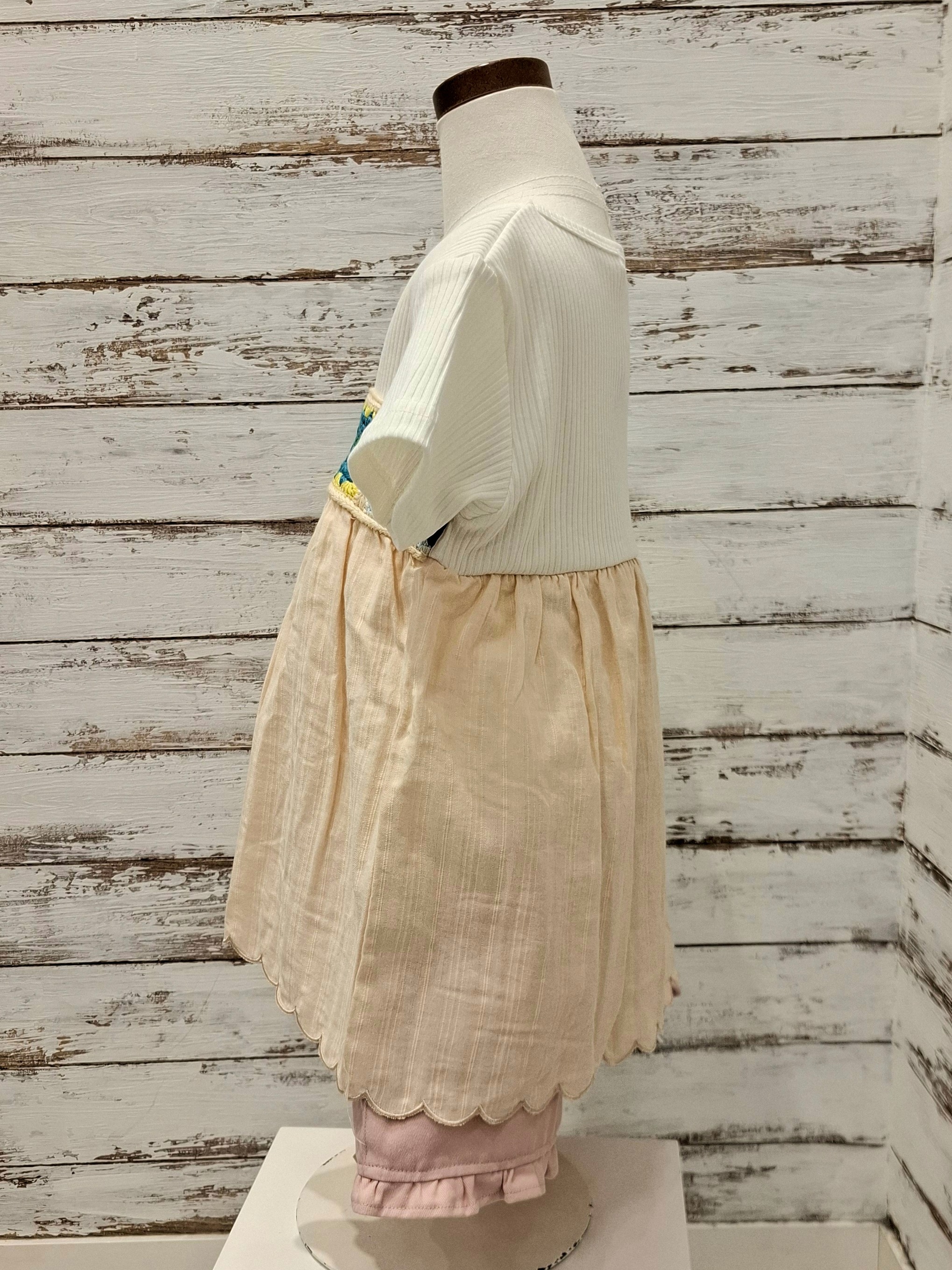 haruさんの「SHOO･LA･RUE｜【100-150cm】クロシェ編みデザインTシャツ」を使ったコーディネート