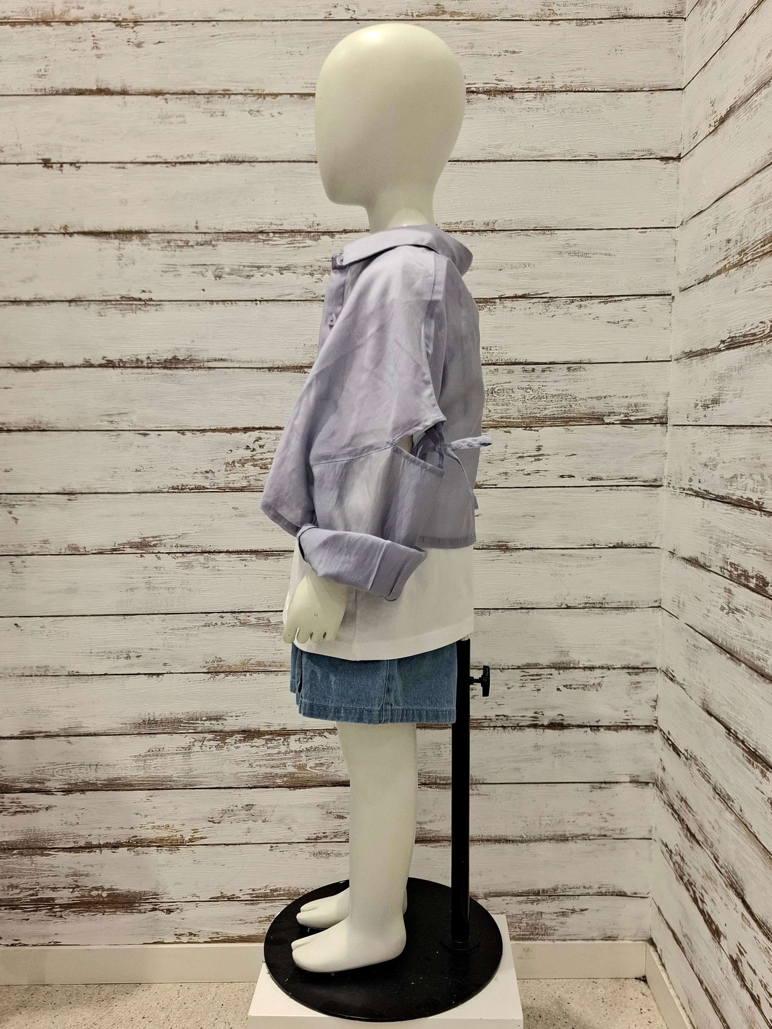 haruさんの「SHOO･LA･RUE｜【130-150cm】クロップドシアーリボンシャツ」を使ったコーディネート