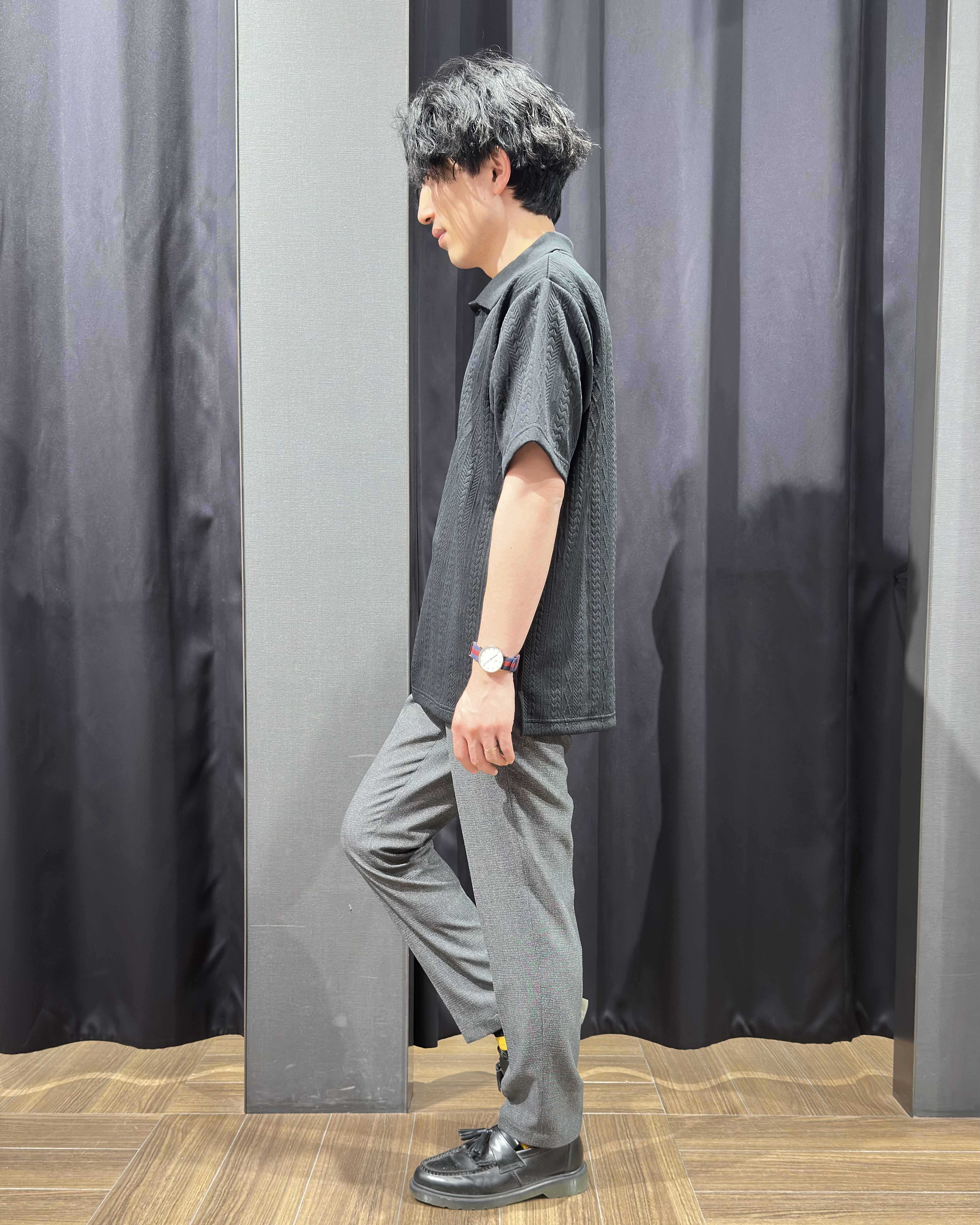tomoyaさんの「THE SHOP TK｜【シンプルすぎない大人の表情】ケーブルフクレポロシャツ 吸水速乾/UVケア/洗濯機OK」を使ったコーディネート