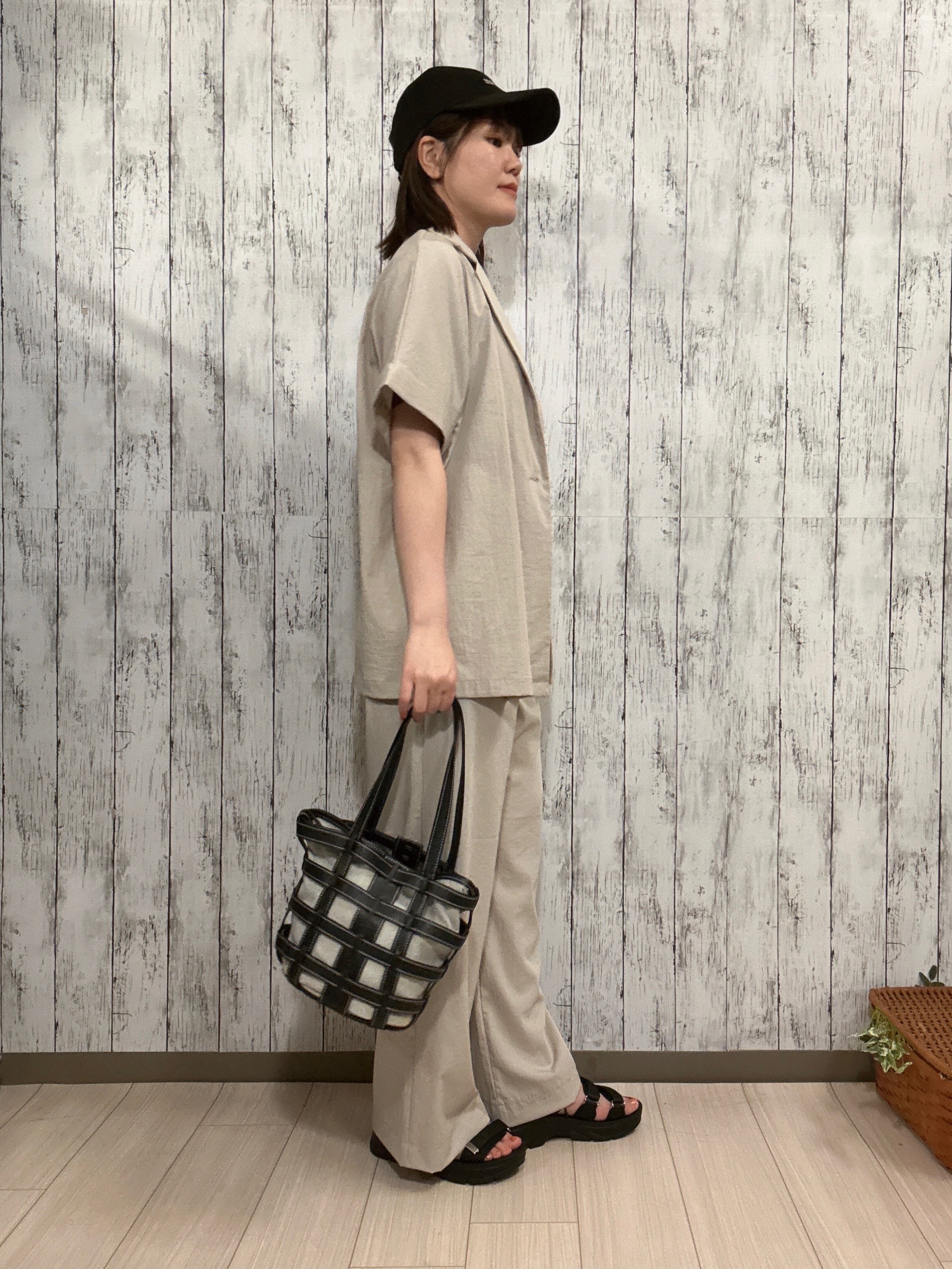 シカさんの「SHOO･LA･RUE｜【高レビュー/洗濯機可/セットアップ可】軽凛(かろりん) ひんやり半袖ジャケット」を使ったコーディネート