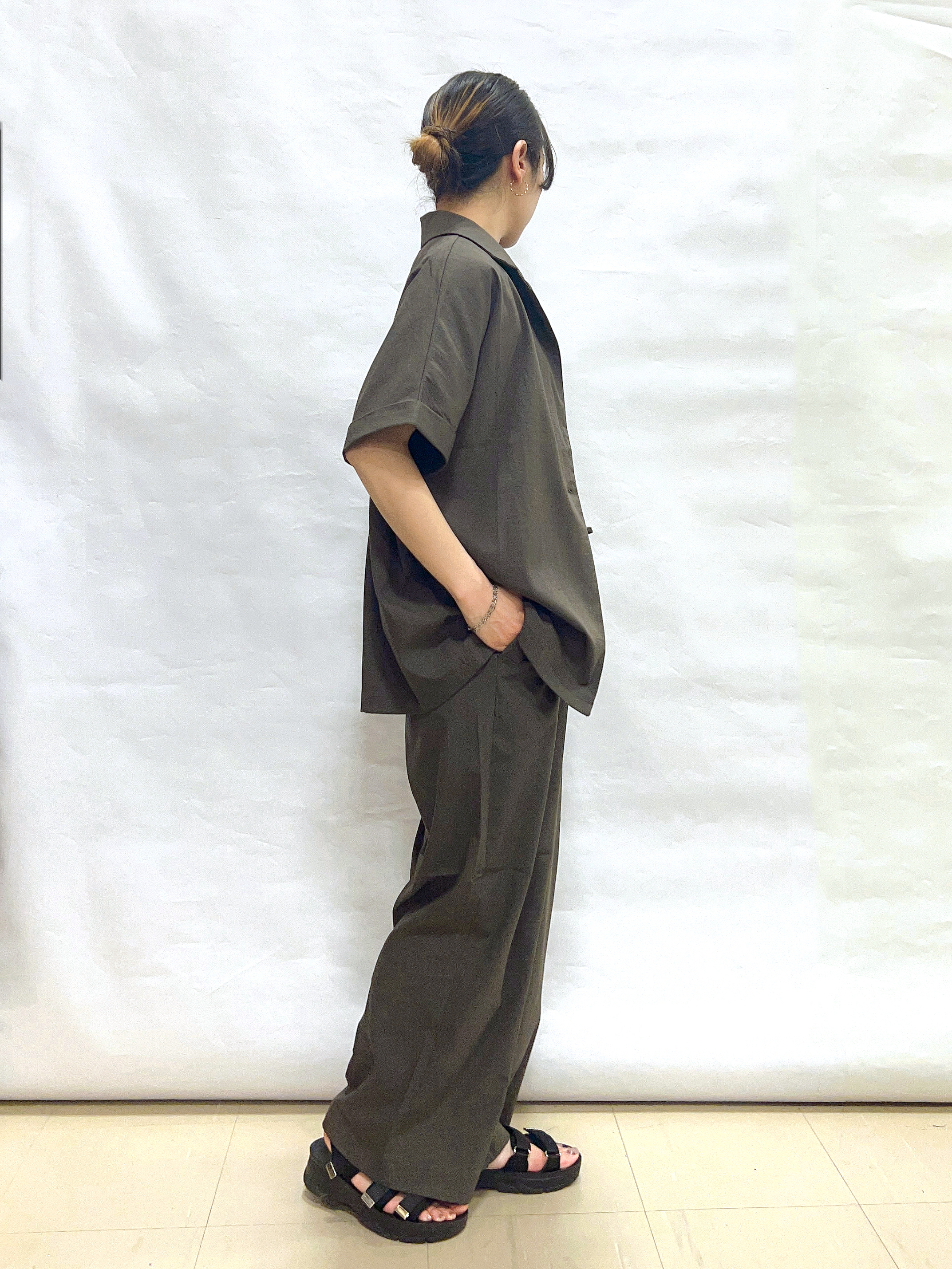 まっつんさんの「SHOO･LA･RUE｜【高レビュー/洗濯機可/セットアップ可】軽凛(かろりん) ひんやり半袖ジャケット」を使ったコーディネート