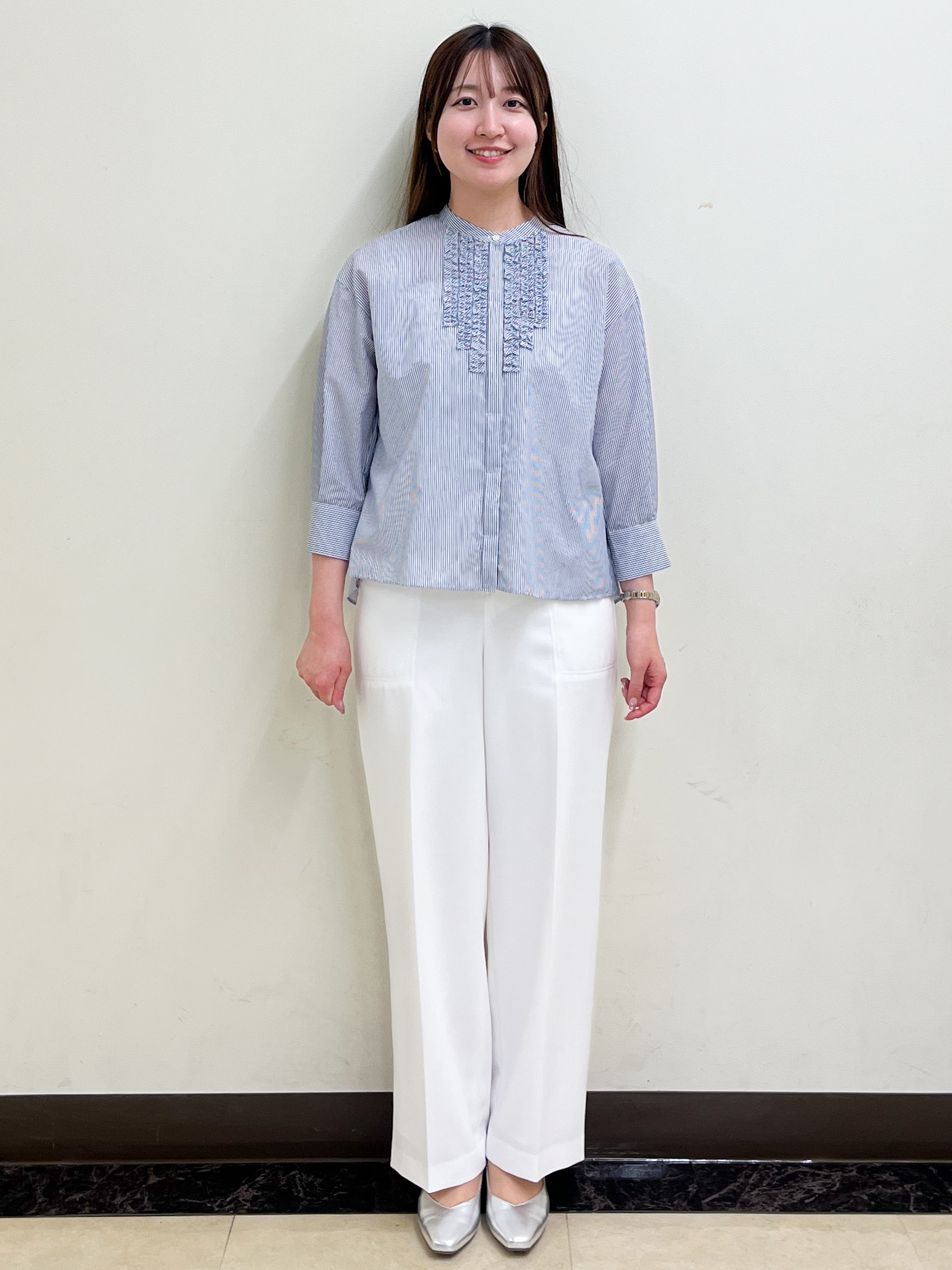 mikikoさんの「Reflect｜【接触冷感】八分袖フロントフリルブラウス」を使ったコーディネート