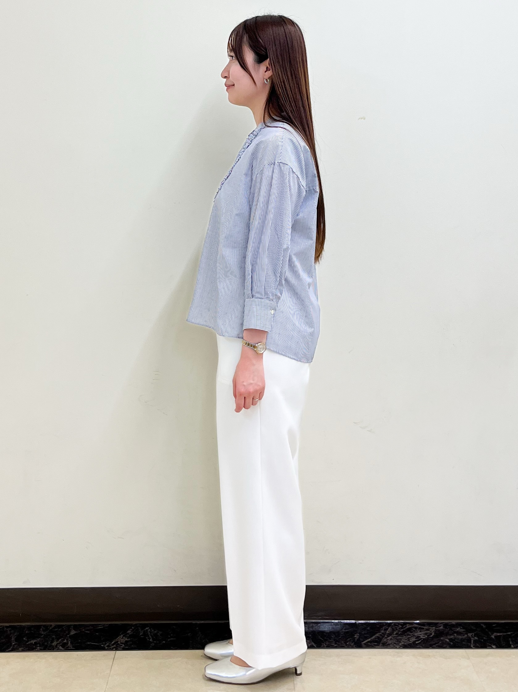 mikikoさんの「Reflect｜【接触冷感】八分袖フロントフリルブラウス」を使ったコーディネート