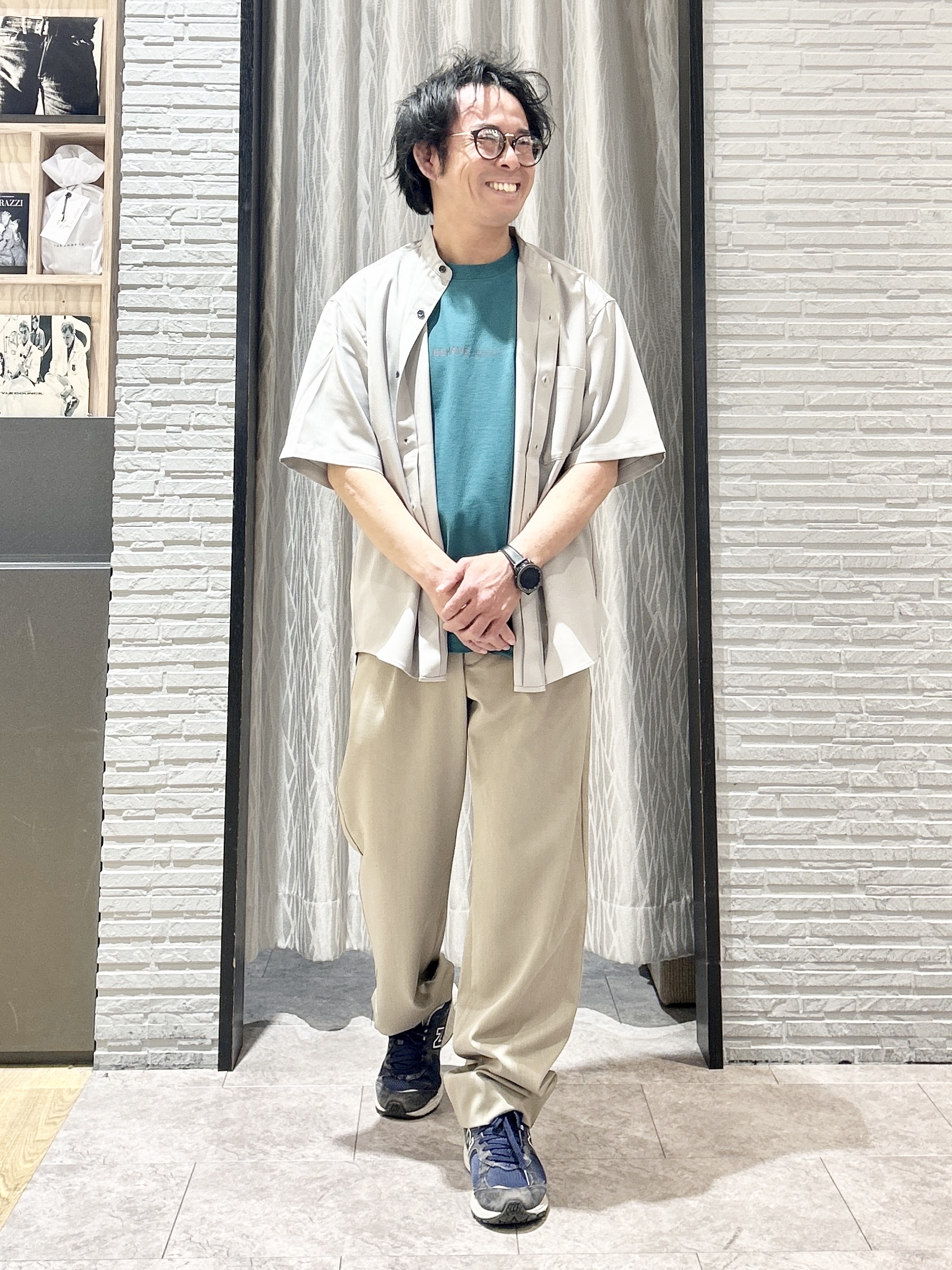 KENJI Iさんの「THE SHOP TK｜LITE TEX バンドカラー半袖シャツ 接触冷感/吸水速乾/UVカット/アンチピリング/イージーケ」を使ったコーディネート