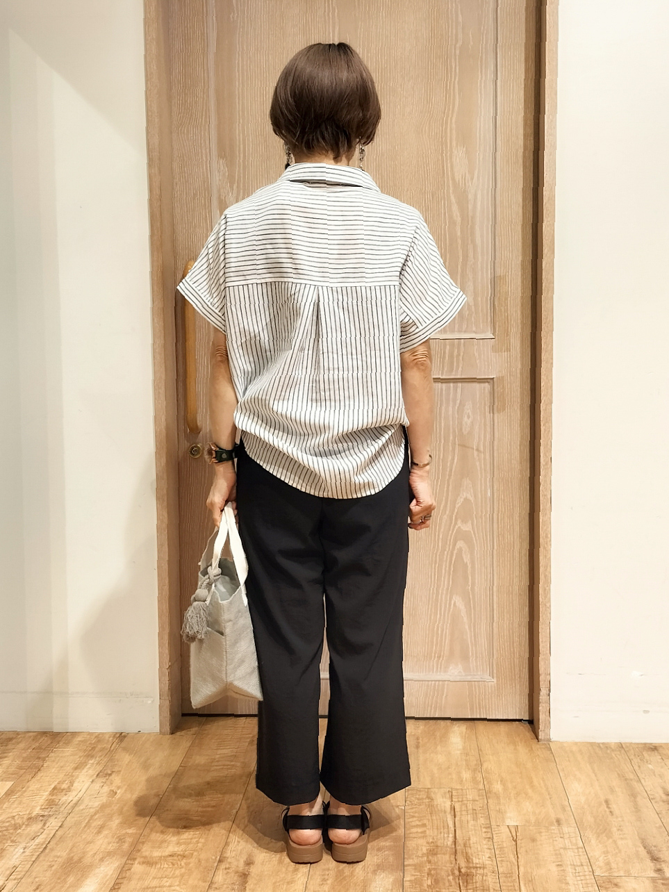 YUKIさんの「SHOO･LA･RUE｜【ひんやり/UV】インせず着られる フレンチリネンスキッパーシャツ」を使ったコーディネート