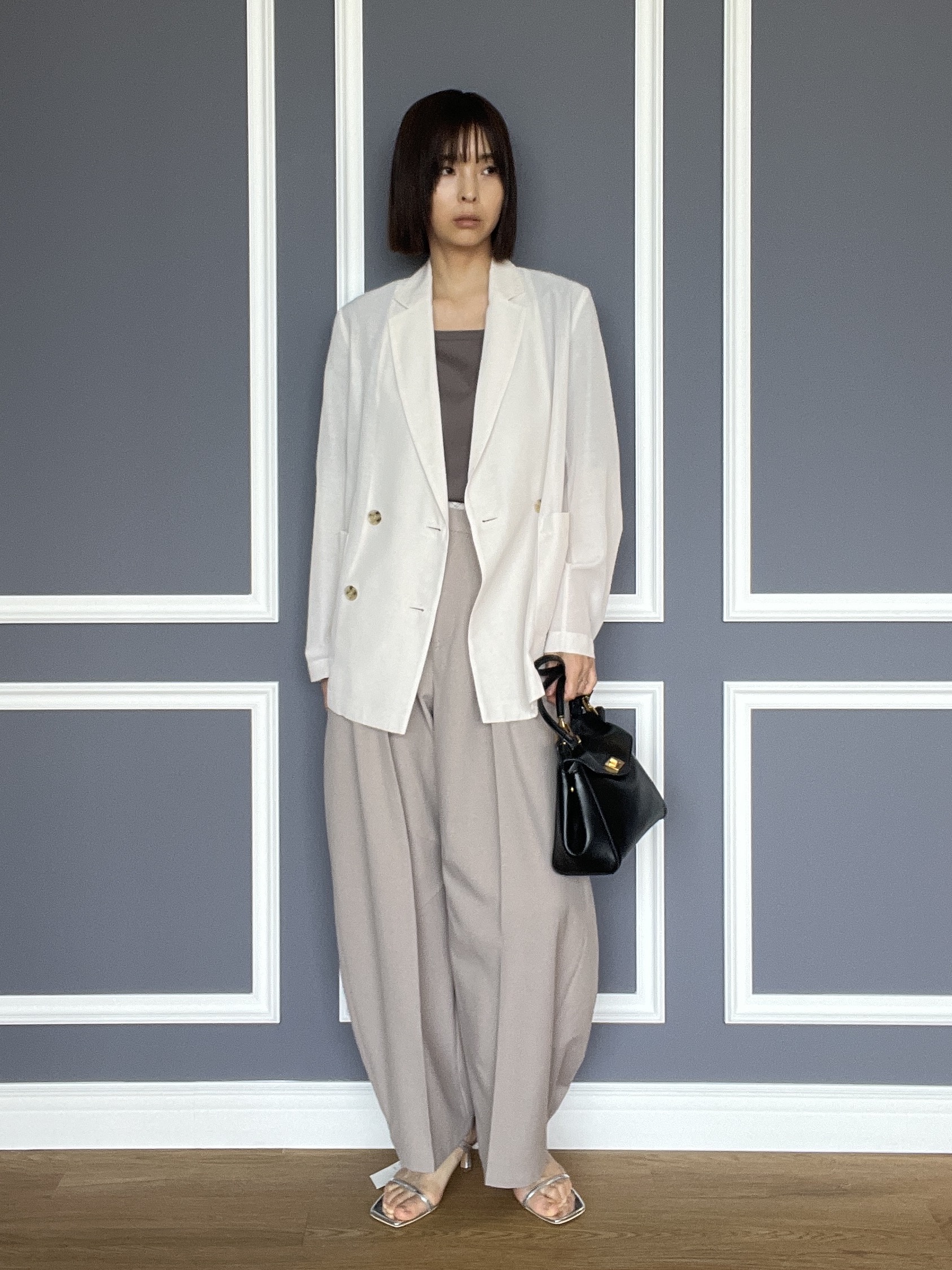 misaさんの「DRESSTERIOR｜【接触冷感/防シワ機能/ウォッシャブル】クールタッチ リネンブレンドシアージャケット」を使ったコーディネート