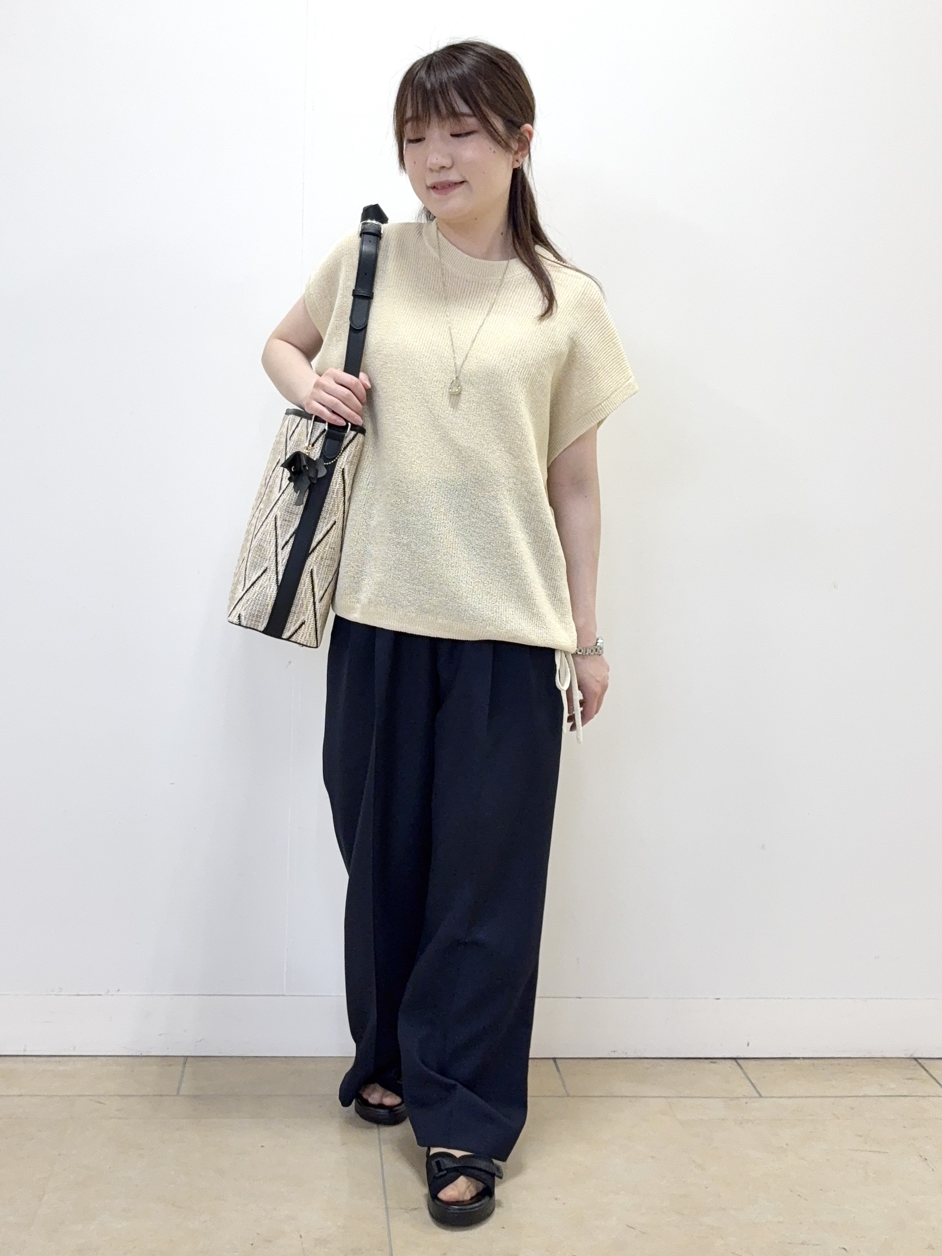mikiさんの「Reflect｜【レイヤードにおすすめ◎】畦編みフレンチスリーブトップス」を使ったコーディネート
