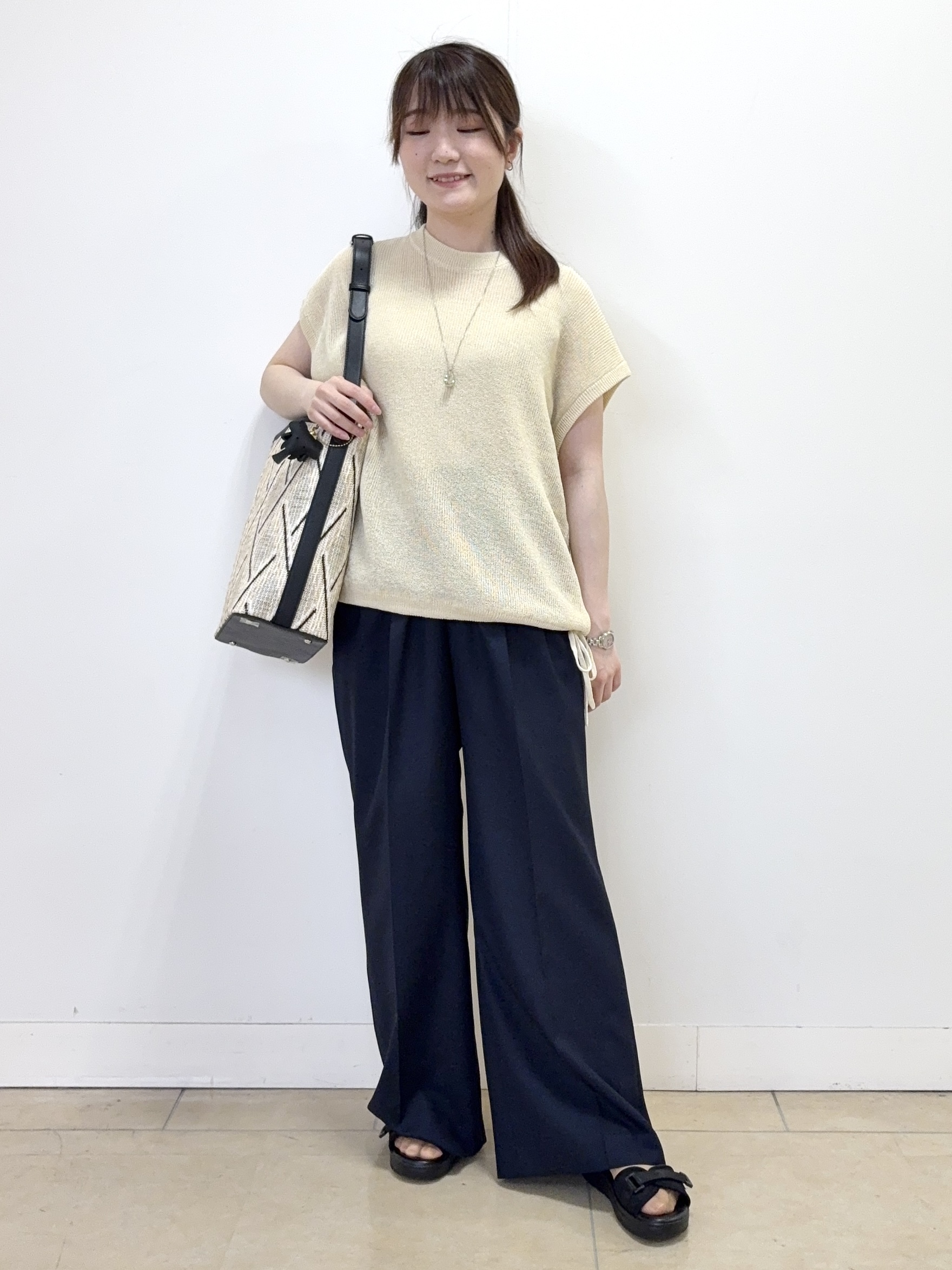 mikiさんの「Reflect｜【レイヤードにおすすめ◎】畦編みフレンチスリーブトップス」を使ったコーディネート