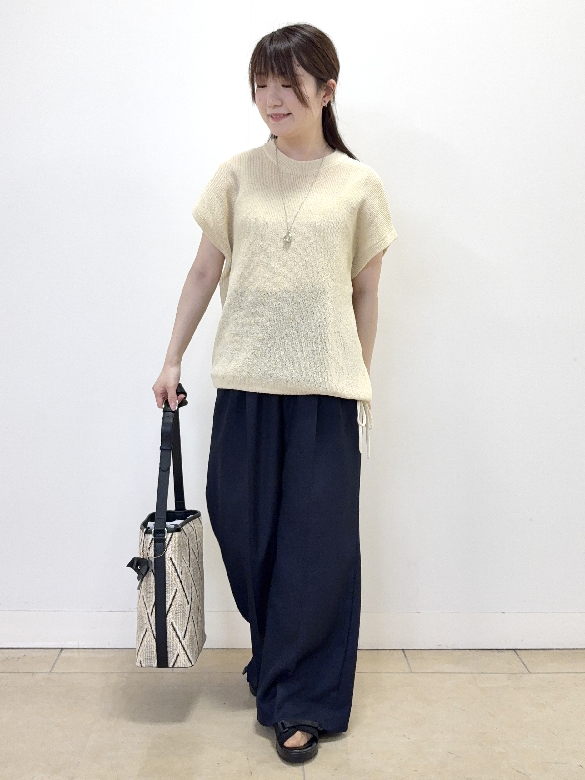 mikiさんの「Reflect｜【レイヤードにおすすめ◎】畦編みフレンチスリーブトップス」を使ったコーディネート