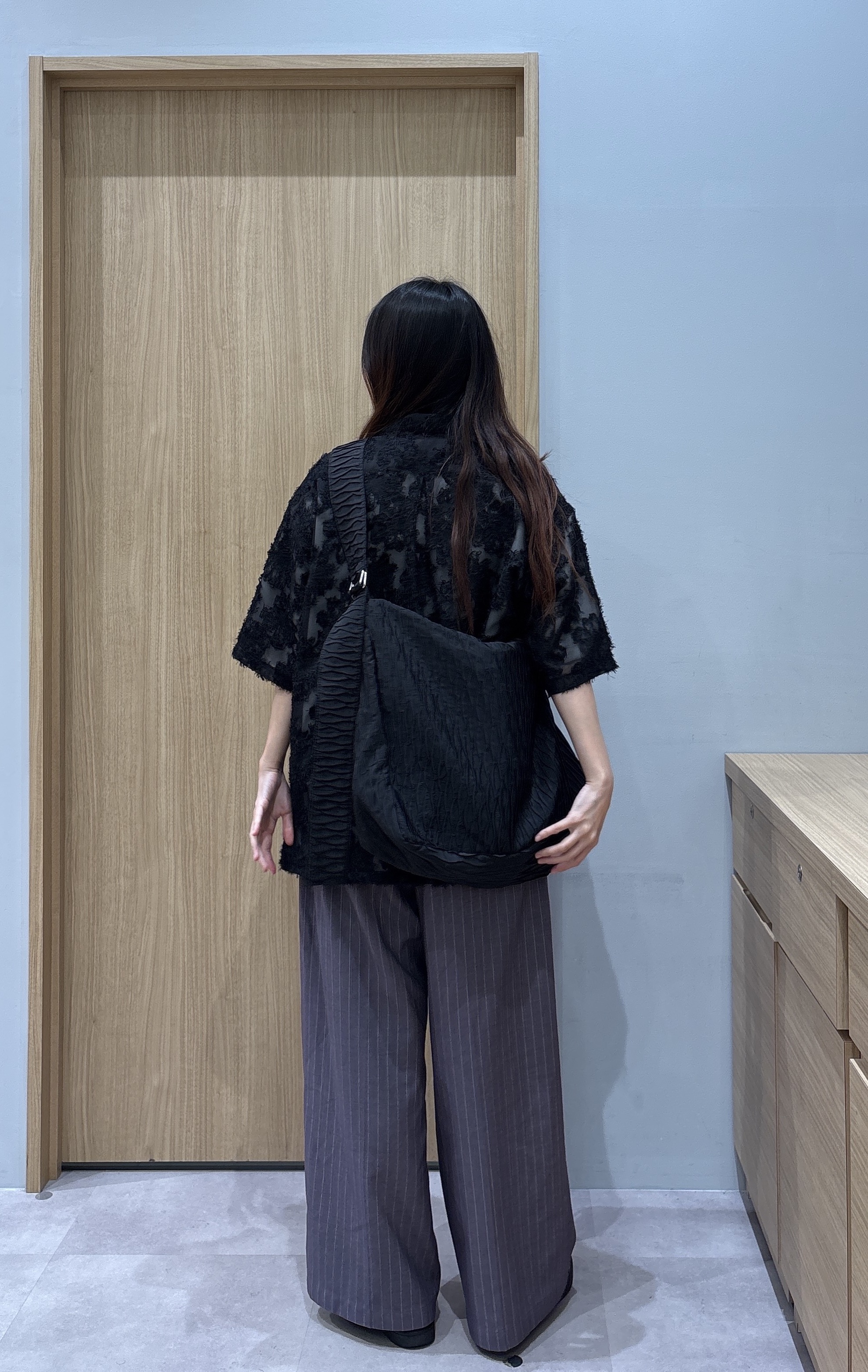 よぴさんの「TAKEO KIKUCHI｜【26SSトレンドの商品】シアーフラワーシャツ/フラワーデザイン/通気性/レース/透け感/トレンド」を使ったコーディネート