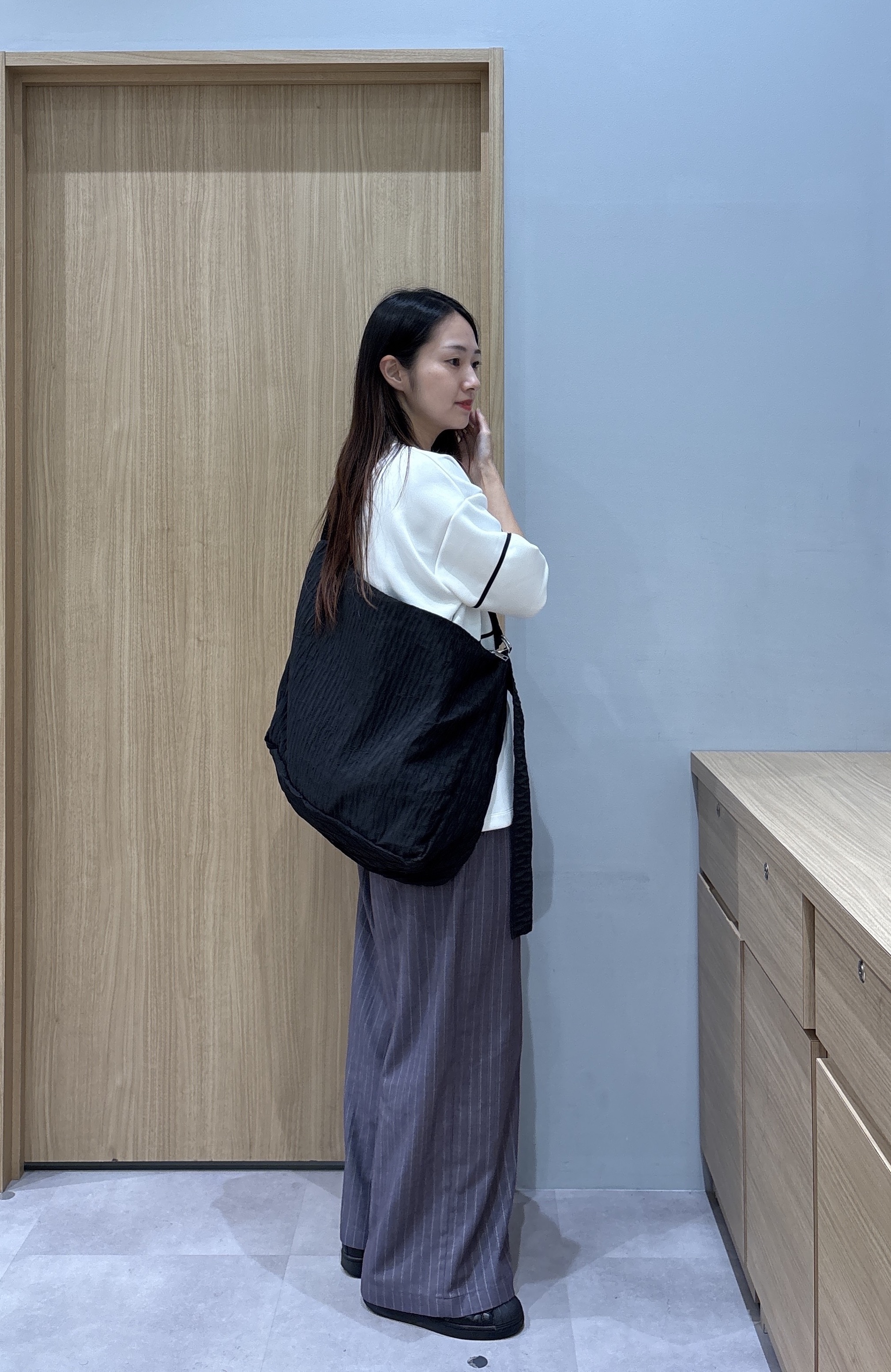 よぴさんの「TAKEO KIKUCHI｜【26SSトレンドの商品】シアーフラワーシャツ/フラワーデザイン/通気性/レース/透け感/トレンド」を使ったコーディネート