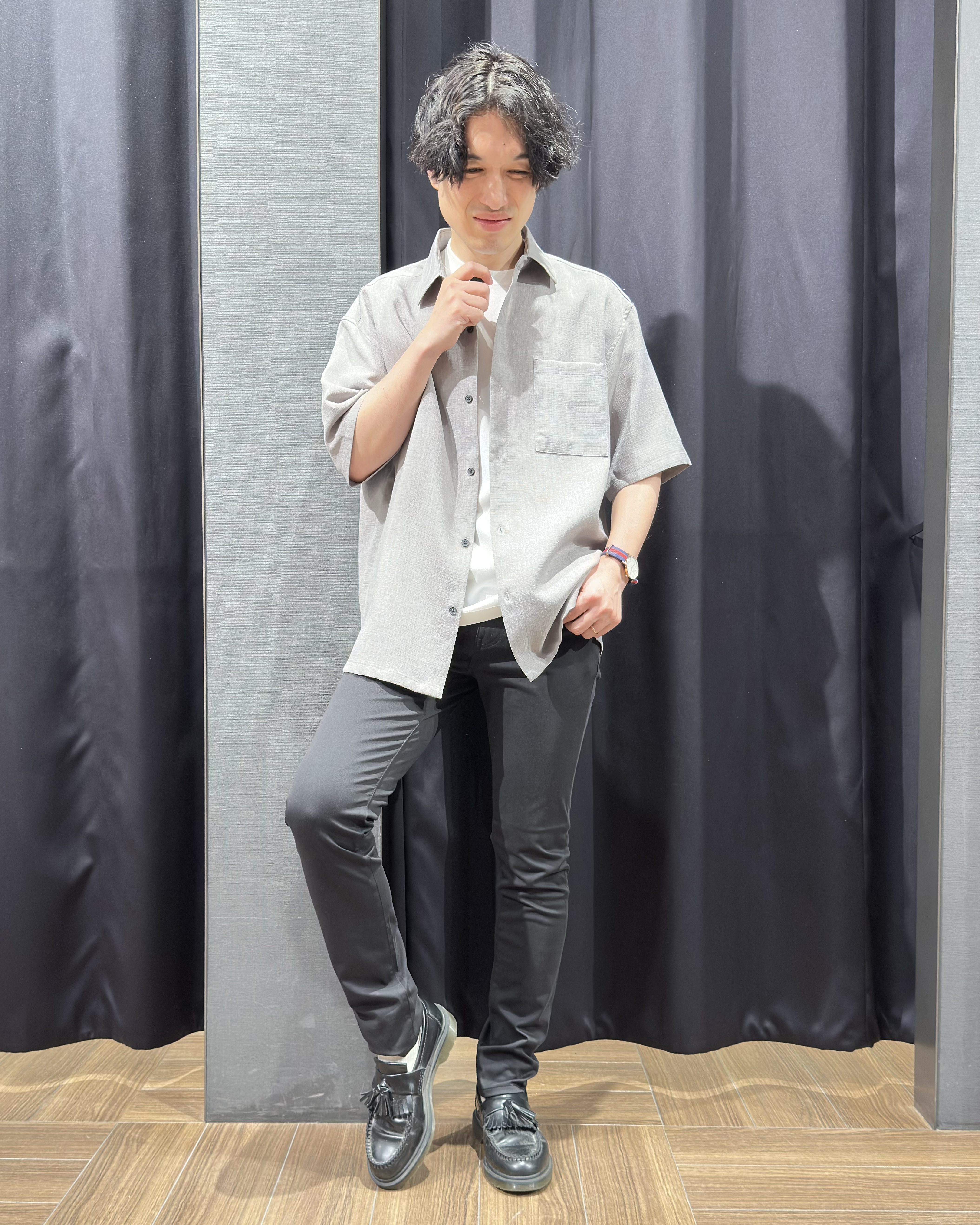tomoyaさんの「THE SHOP TK｜【LINO FINE】 リネンライク半袖シャツ UVカット／イージーケア／吸水速乾／洗濯機OK／セッ」を使ったコーディネート