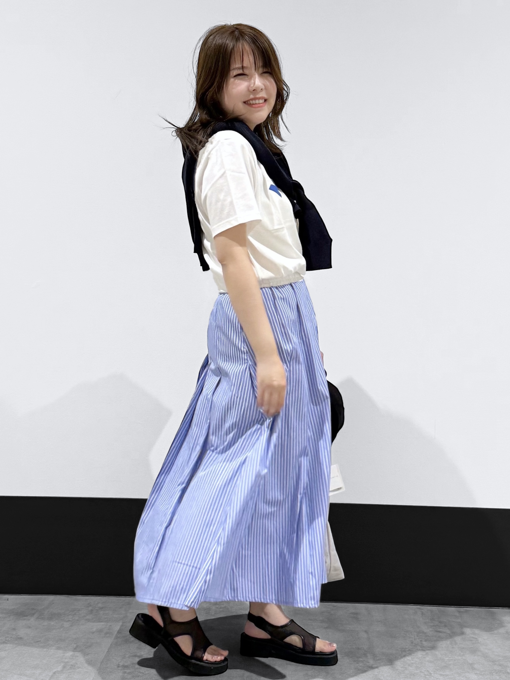 macchaさんの「THE SHOP TK｜【ひんやりさらさら】ロゴアソートクルーネックTシャツ」を使ったコーディネート