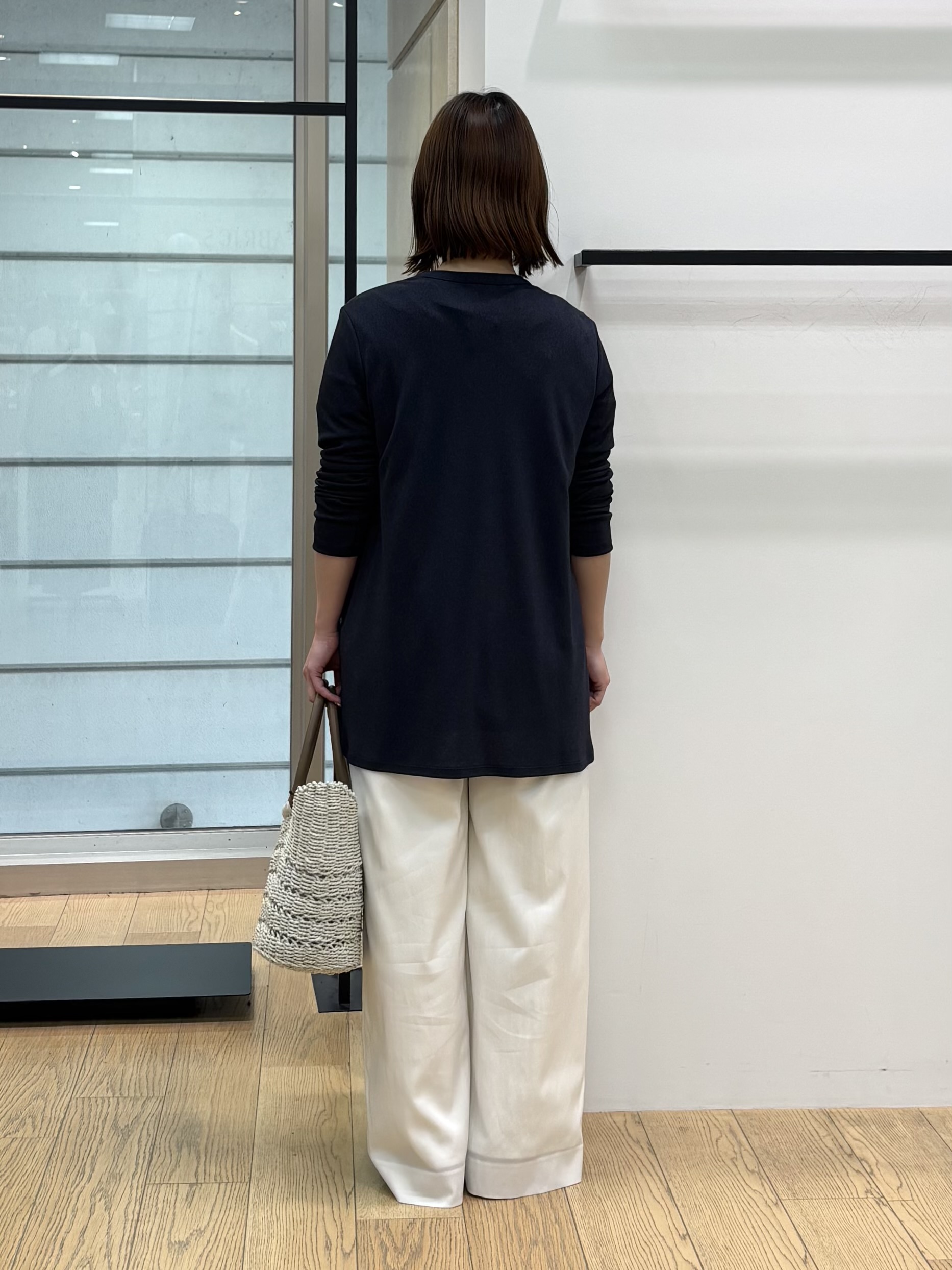 asamiさんの「INDIVI｜【接触冷感/洗える】シアーシャンブレーピンタックブラウス」を使ったコーディネート