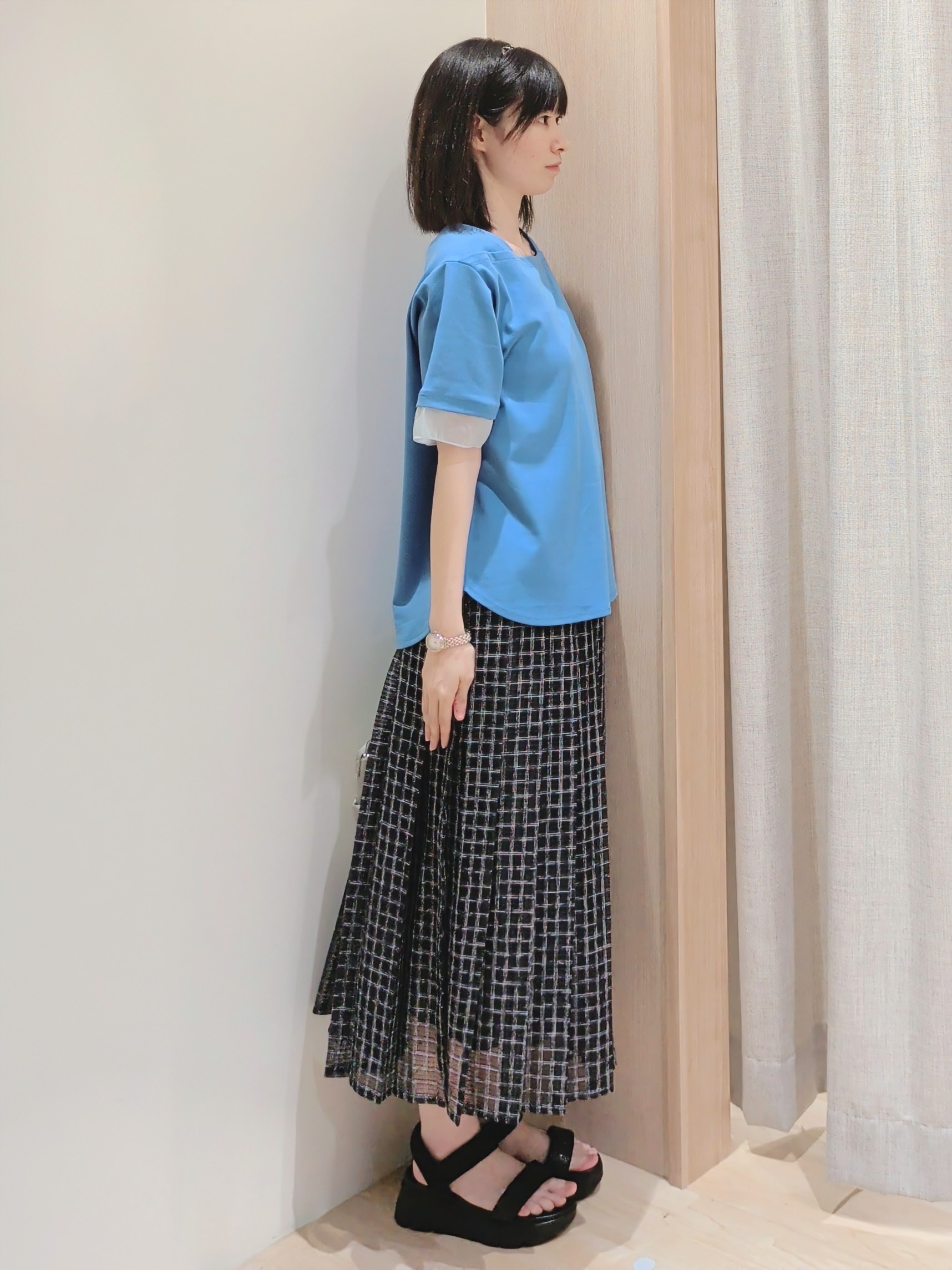 Yuiさんの「grove｜【二の腕カバー/UVカット・ひんやり】袖口シアースクエアネックTシャツ」を使ったコーディネート