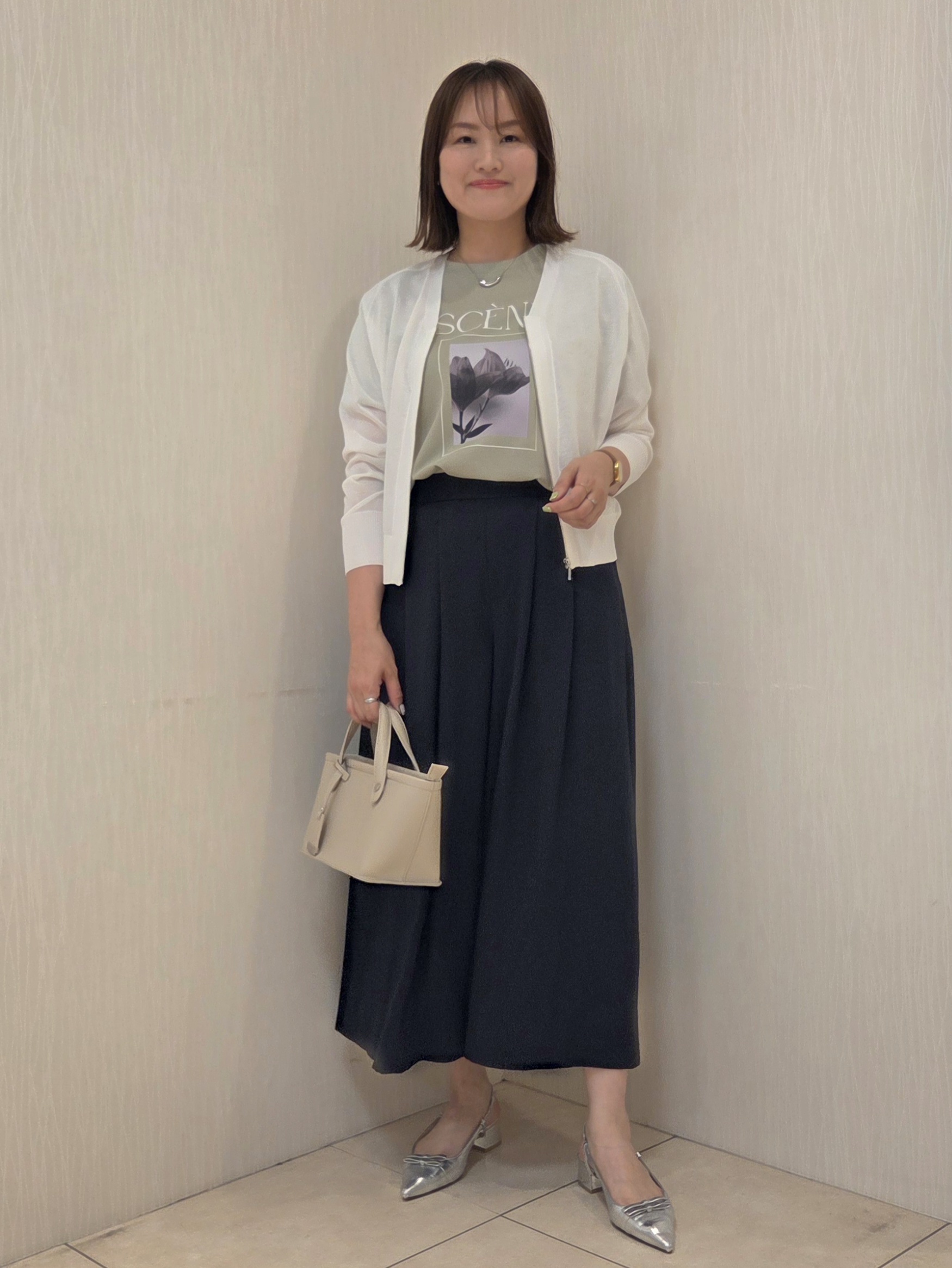 naokoさんの「UNTITLED｜【古畑星夏さん着用/ロゴ/プリント】グラフィックTシャツ」を使ったコーディネート