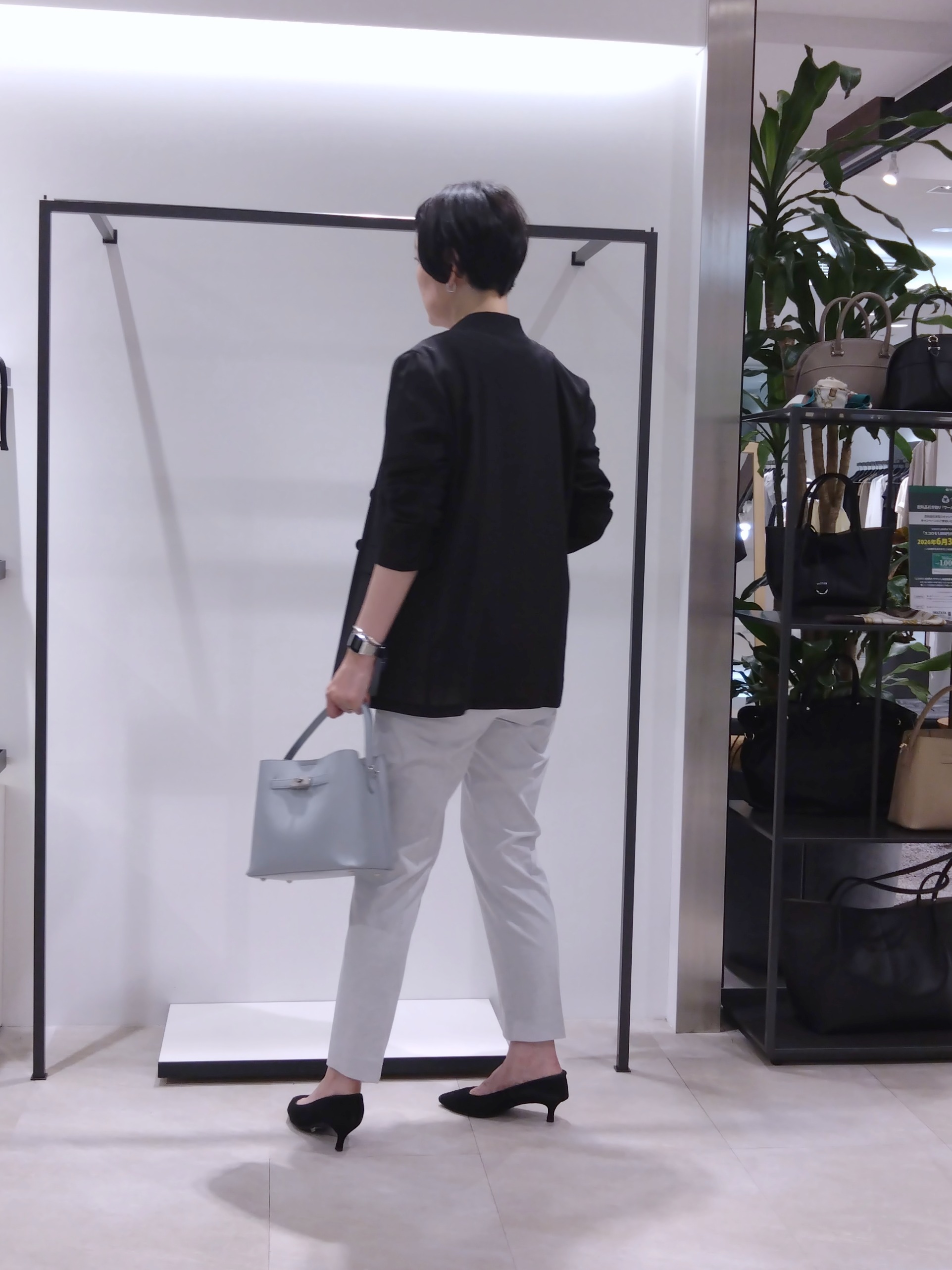 まちこさんの「UNTITLED｜【セットアップ可/接触冷感/通気性】ドライシアーダブルジャケット」を使ったコーディネート