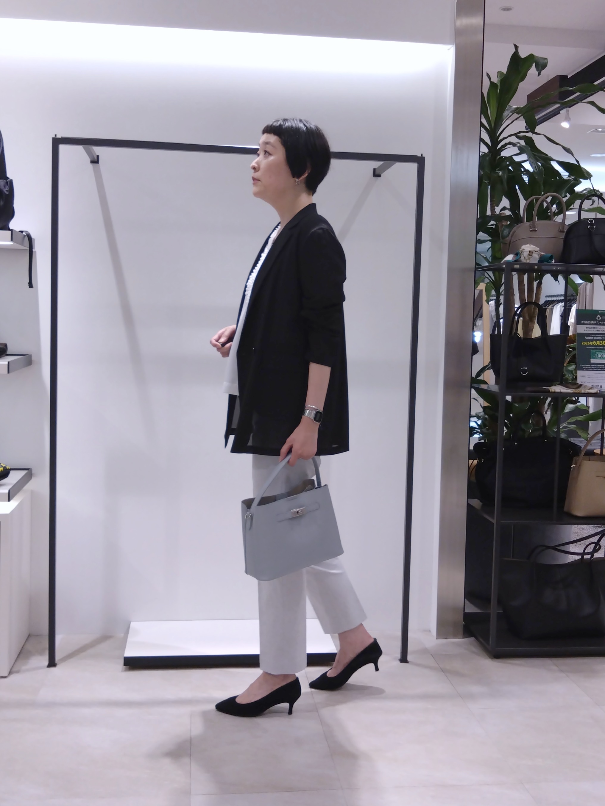 まちこさんの「UNTITLED｜【セットアップ可/接触冷感/通気性】ドライシアーダブルジャケット」を使ったコーディネート
