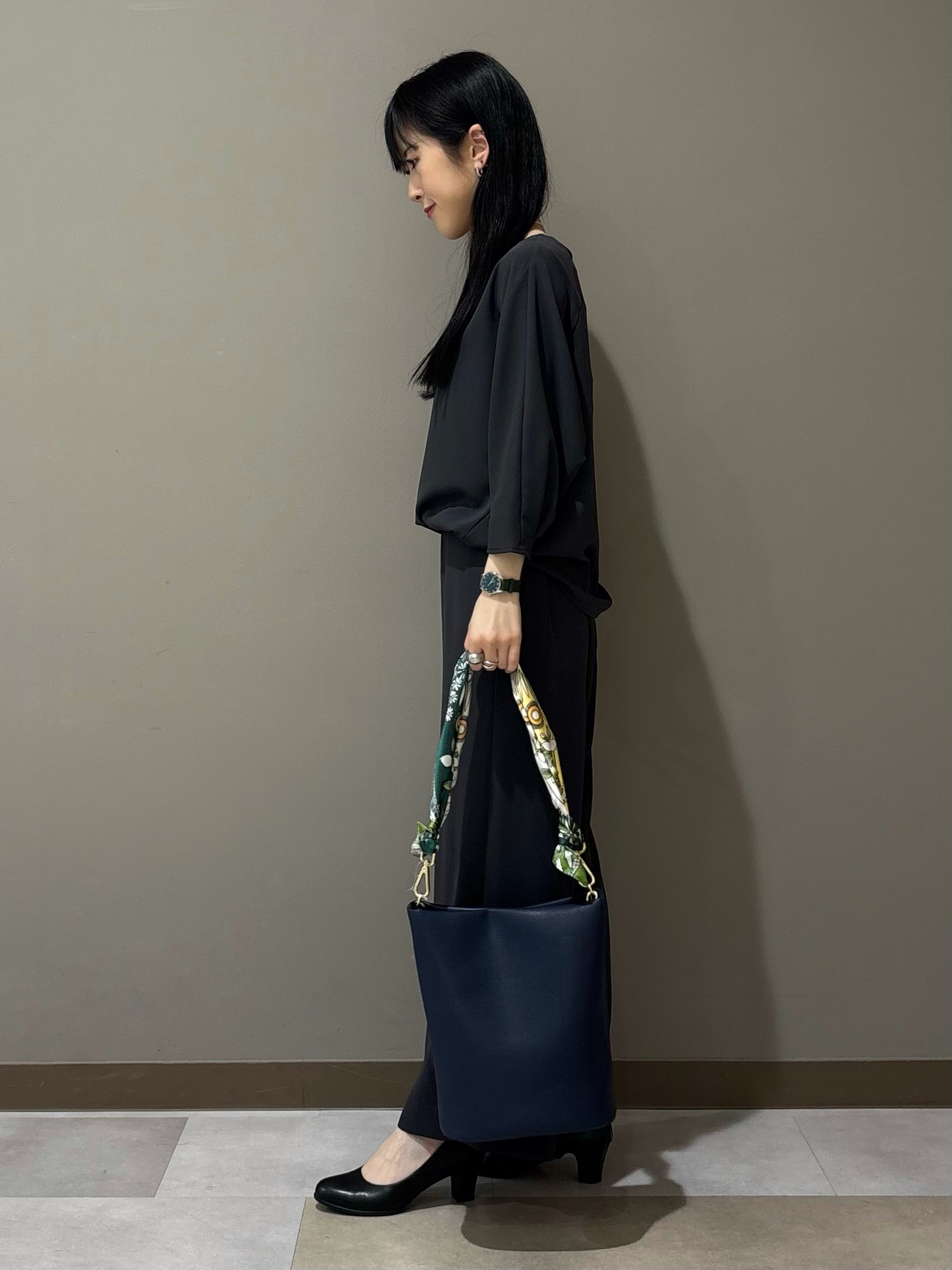 KEIKOさんの「INDIVI｜【さらに軽く軽快！／着る日傘】颯爽ジレジャケット」を使ったコーディネート