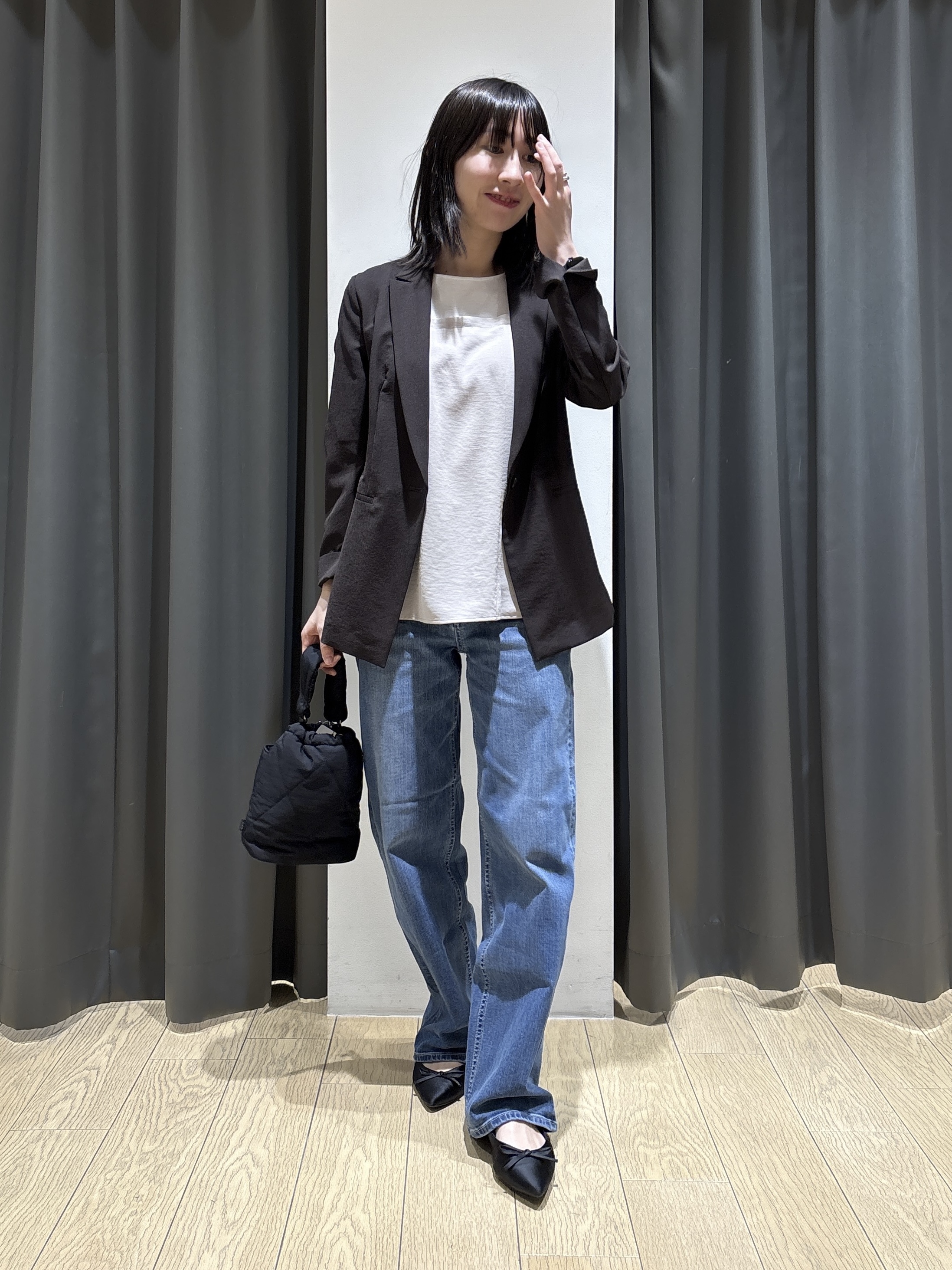 Yoshimiさんの「INDIVI｜【着る日傘／SETUP可能】ビスチェレイヤード風トップス」を使ったコーディネート