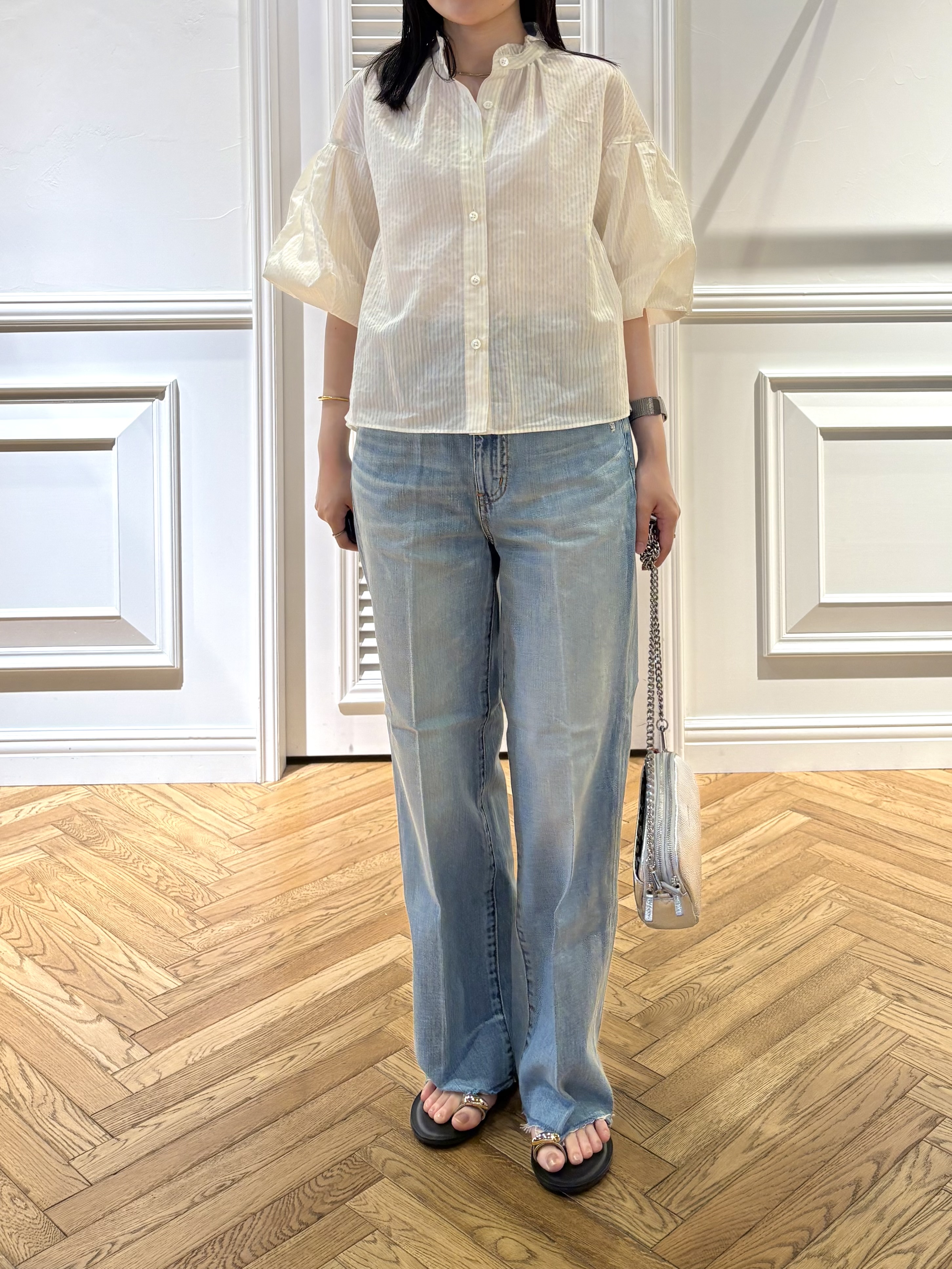 cocoさんの「DRESSTERIOR｜【1枚で着映え/ウォッシャブル】ストライプスタンドフリルボリュームスリーブブラウス」を使ったコーディネート