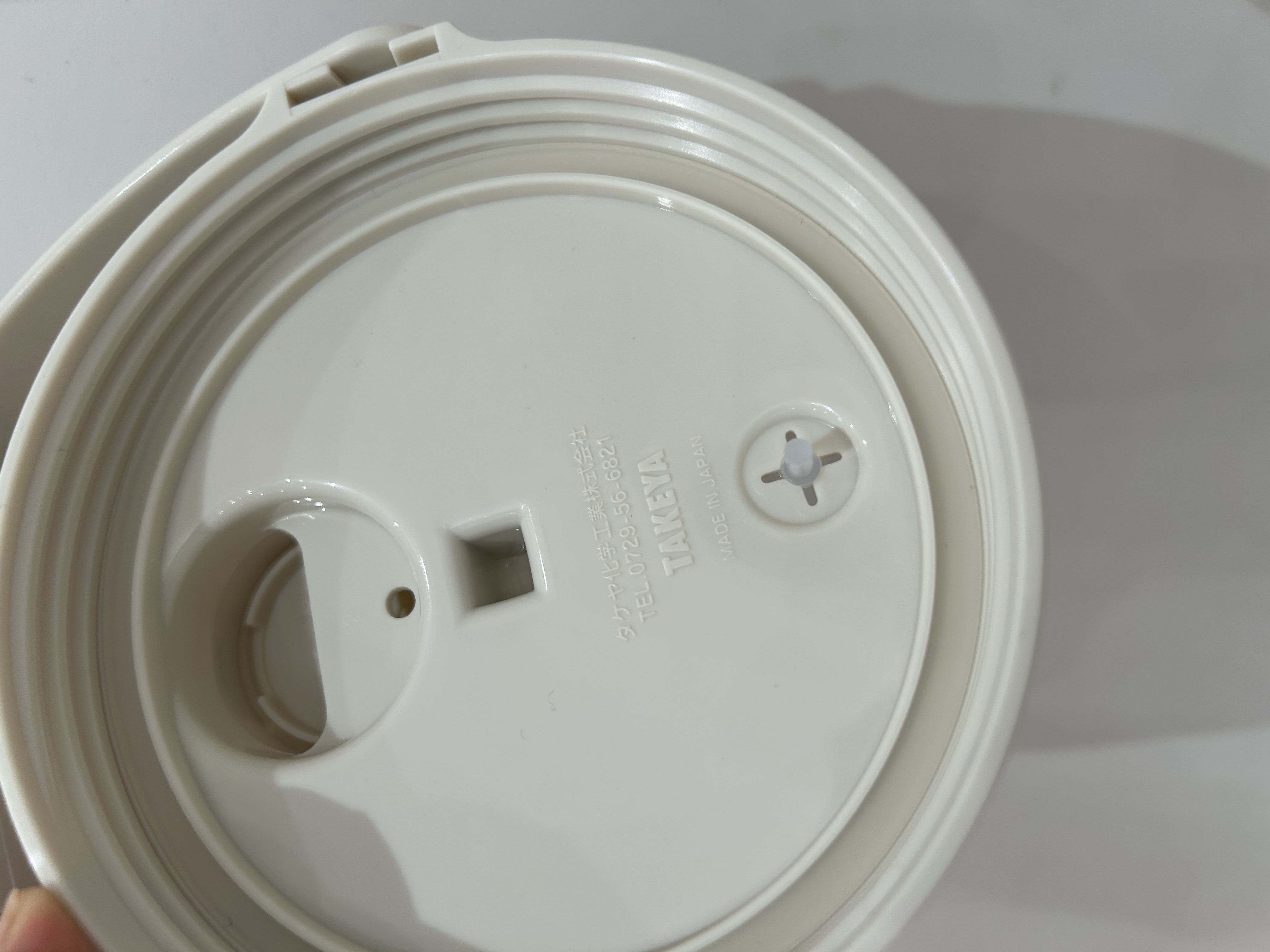 たかともさんの「212 KITCHEN STORE｜樹脂製 果実酒びん 角型 4.0L」を使ったコーディネート