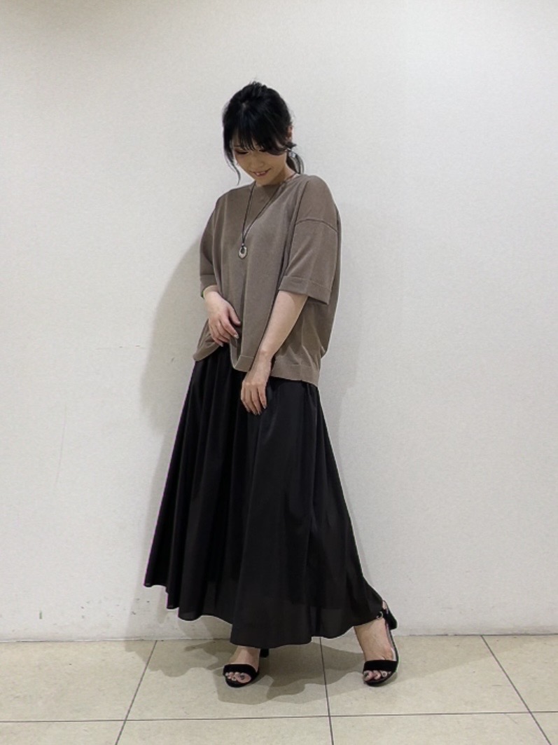 watanabeさんの「UNTITLED｜【アンサンブル可/Tシャツ風/ゆったり】リラックスニットトップス」を使ったコーディネート