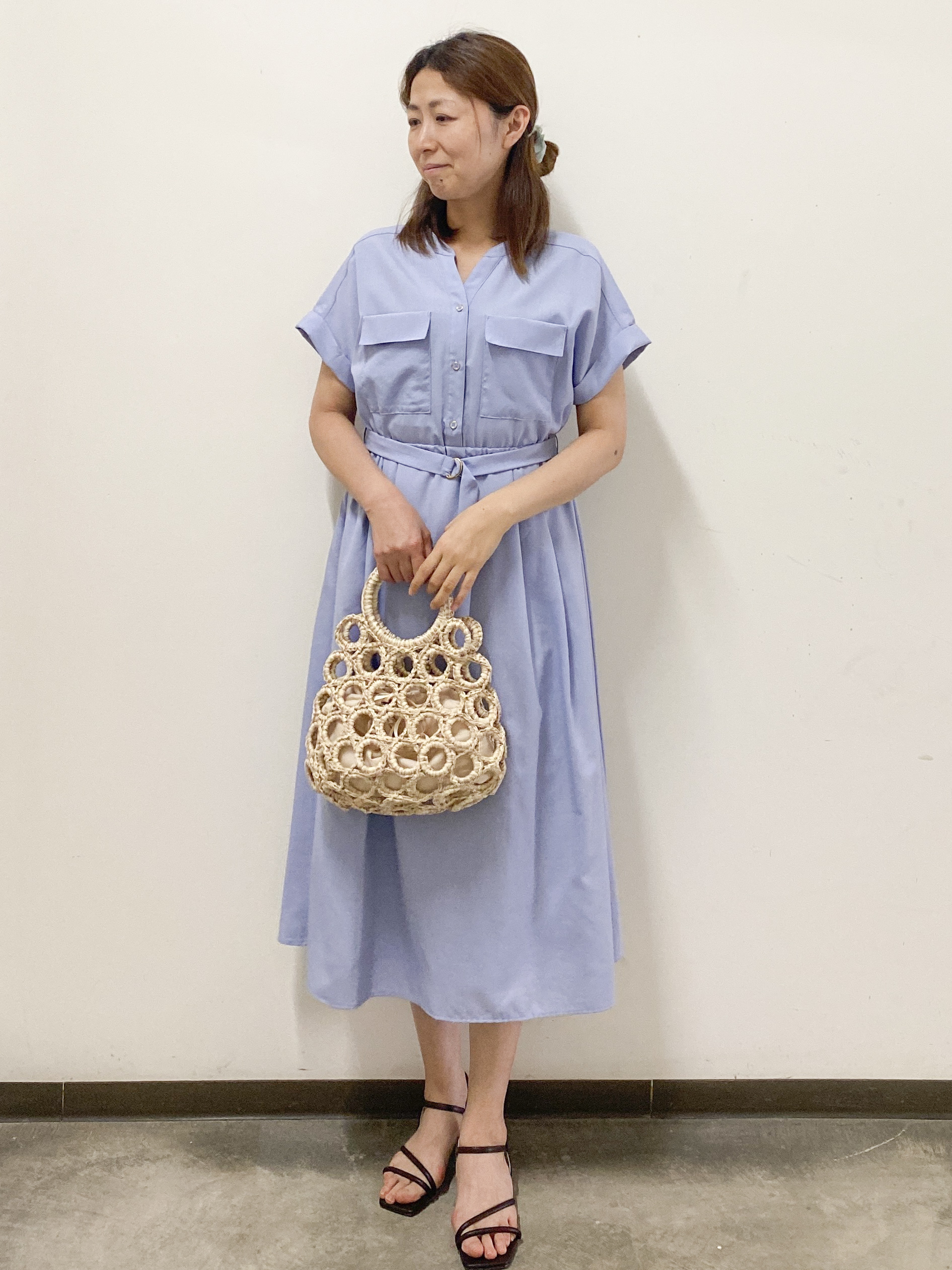 miさんの「index｜ダブルポケットスキッパーワンピース【防シワ／洗濯機OK】《XS～3L／6col》」を使ったコーディネート