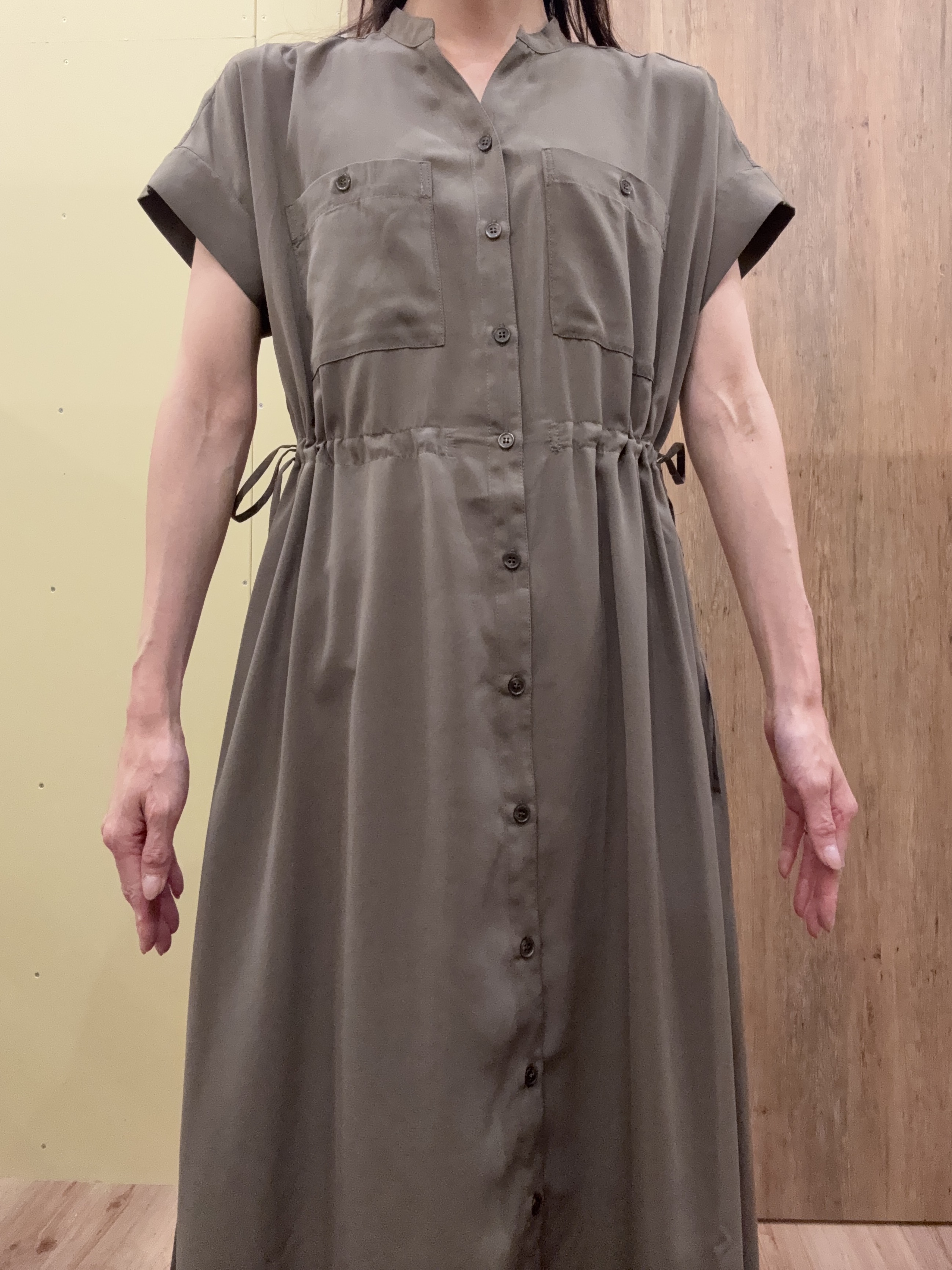 Ayakoさんの「grove｜【洗える/体型カバー】ウエストドロストワンピース」を使ったコーディネート