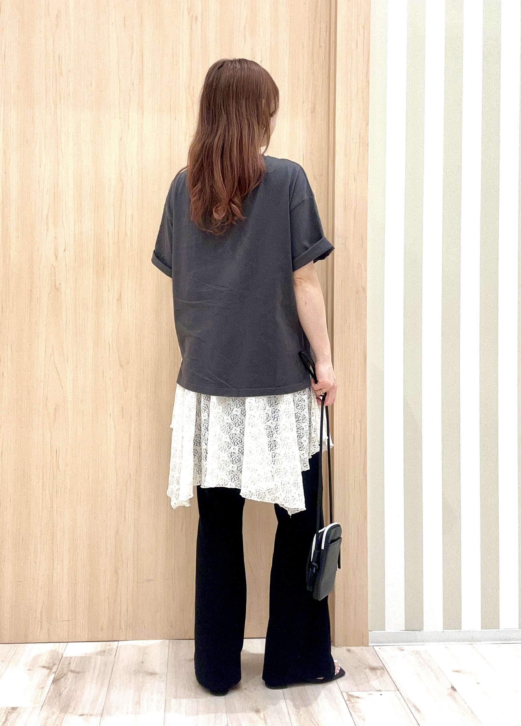 ririさんの「SHOO･LA･RUE｜【綿100%/S-LL/プチプラ】ゆるシルエット シンプルTシャツ」を使ったコーディネート
