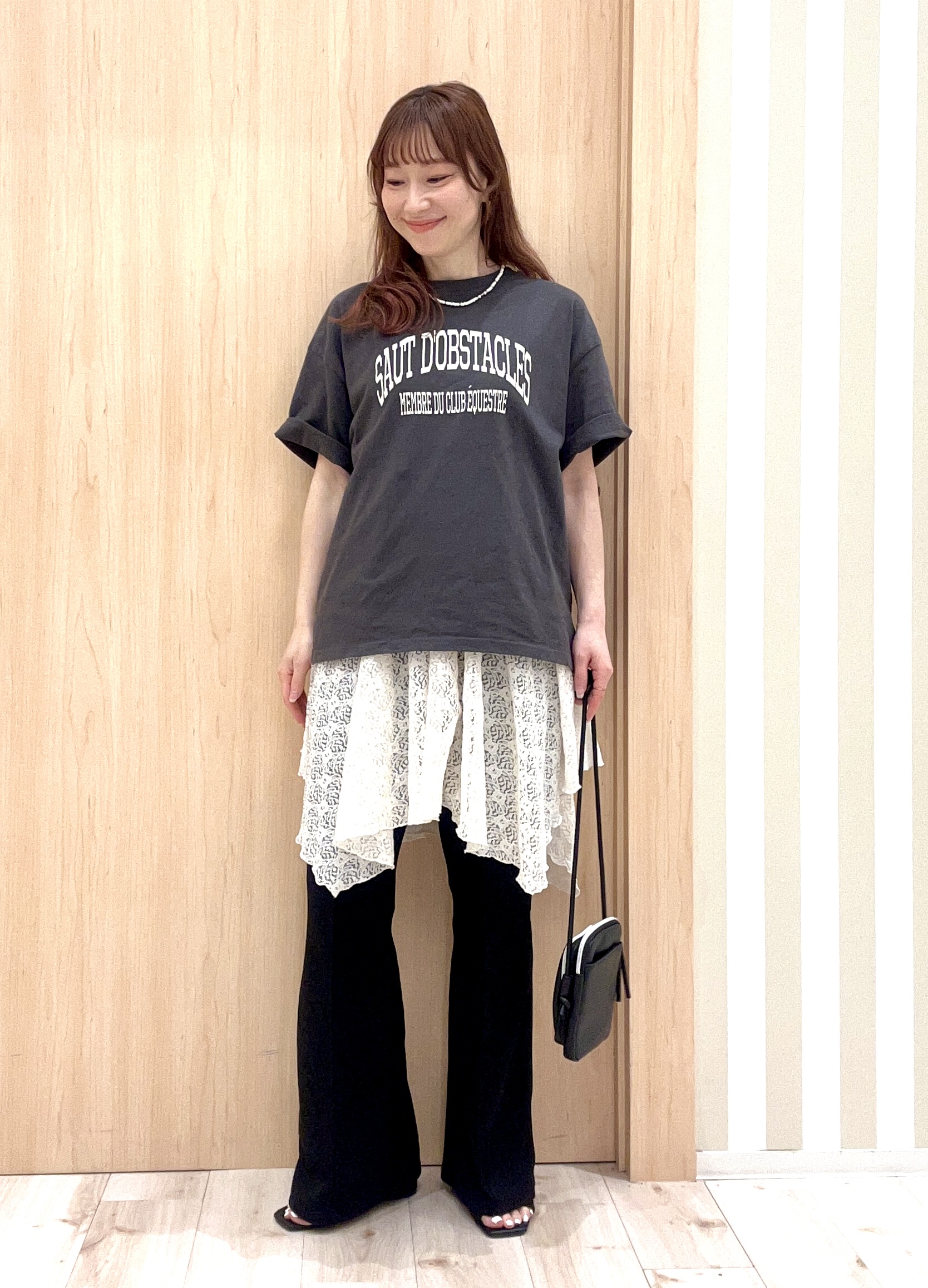 ririさんの「SHOO･LA･RUE｜【綿100%/S-LL/プチプラ】ゆるシルエット シンプルTシャツ」を使ったコーディネート