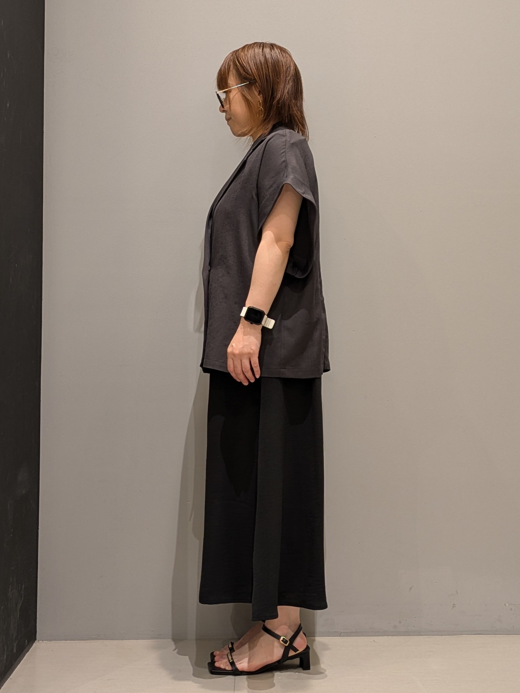 yukaさんの「THE SHOP TK｜【夏の通勤スタイルに】涼やかな着心地 麻調ダブルブレストジャケット」を使ったコーディネート