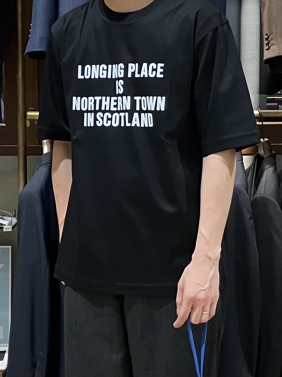 成田さんの「TAKEO KIKUCHI｜【BOWLER HAT LABEL】アイスクリアコットン バッククロスピストル 半袖Tシャツ」を使ったコーディネート